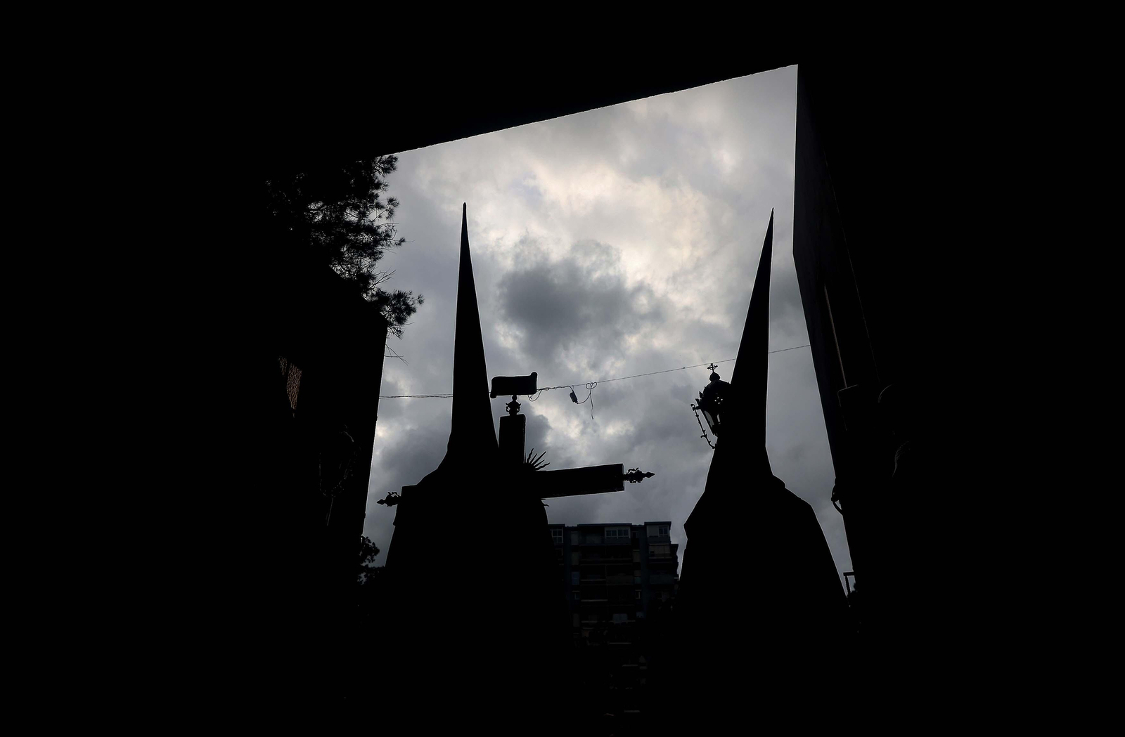 Fotos del Jueves Santo en Algeciras: Tres Caídas y Nazareno