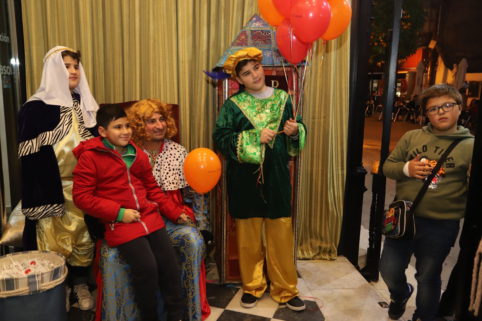 Imágenes del cartero Real de Huelva Información