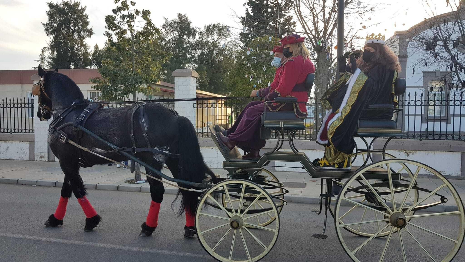 PEÑARROYA-PUEBLONUEVO. Las fotografías de las cabalgatas de Reyes Magos en los municipios de Córdoba