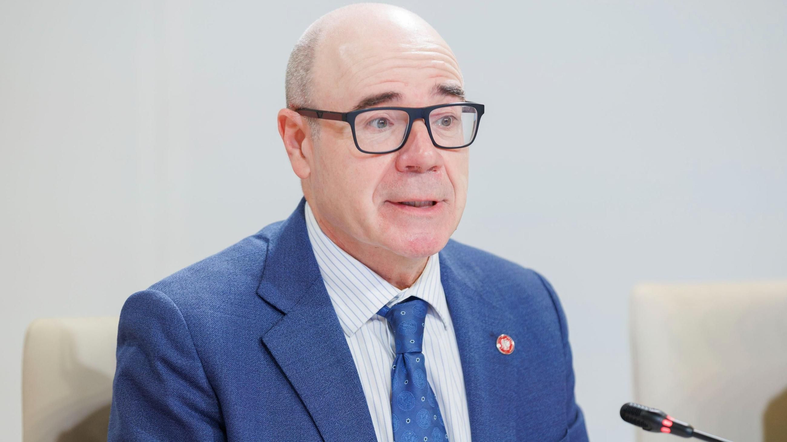 El rector de la UGR, Pedro Mercado