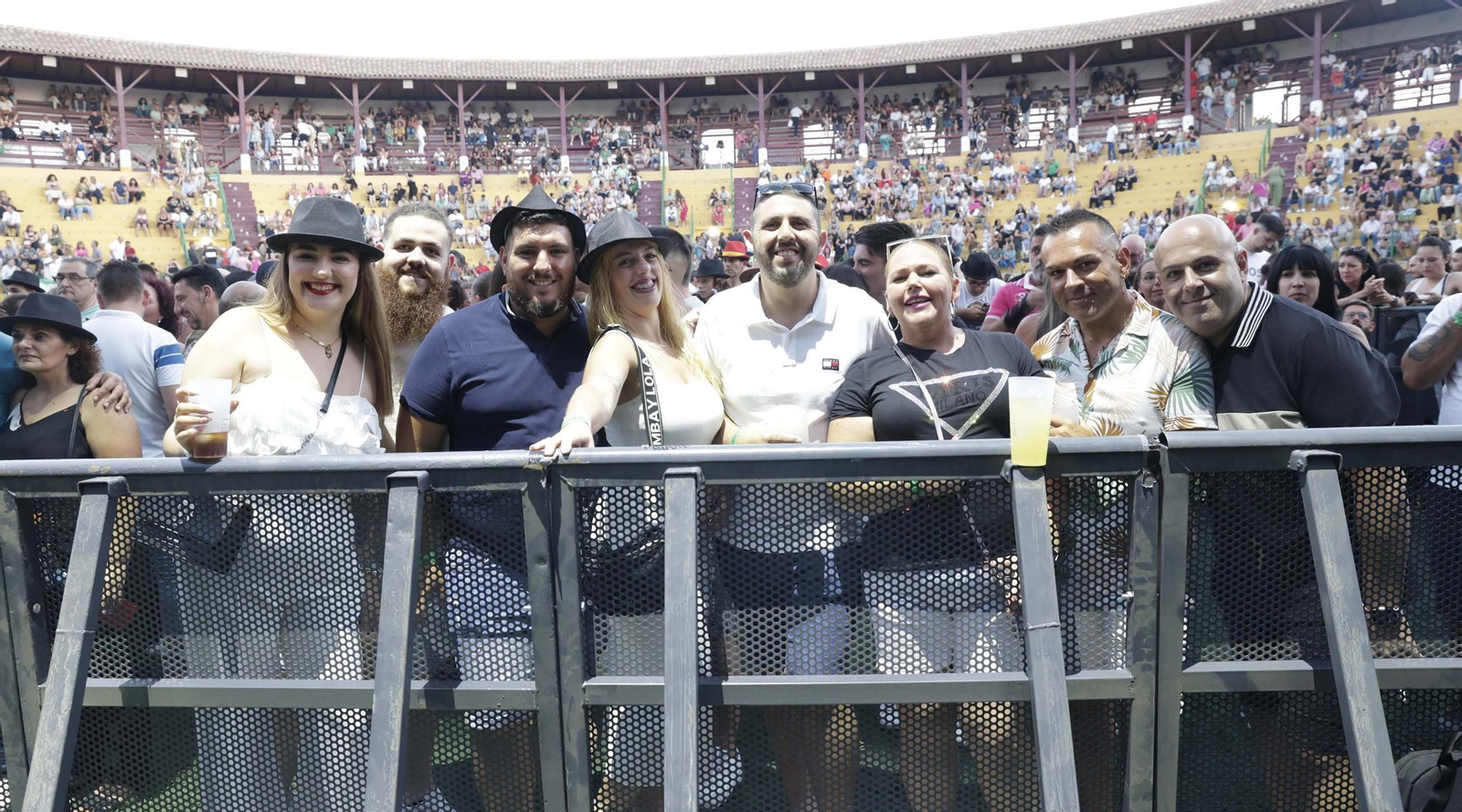 Fotos del concierto de El Barrio en La Línea