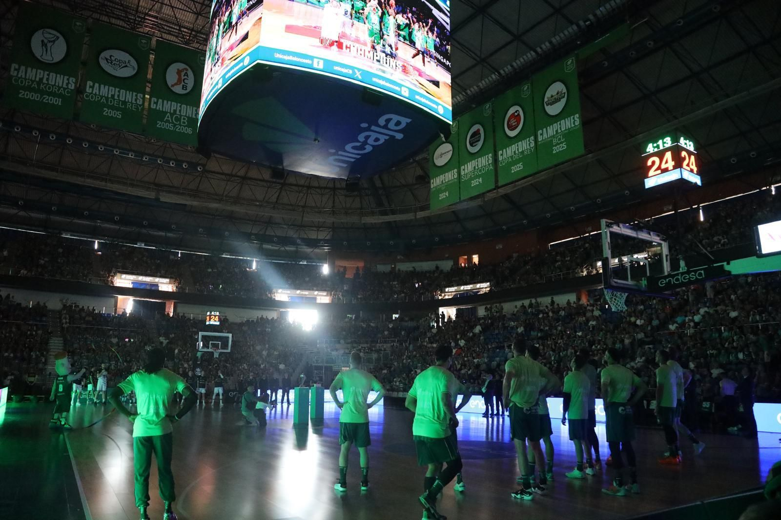 La fiesta por la Copa Intercontinental en el Carpena