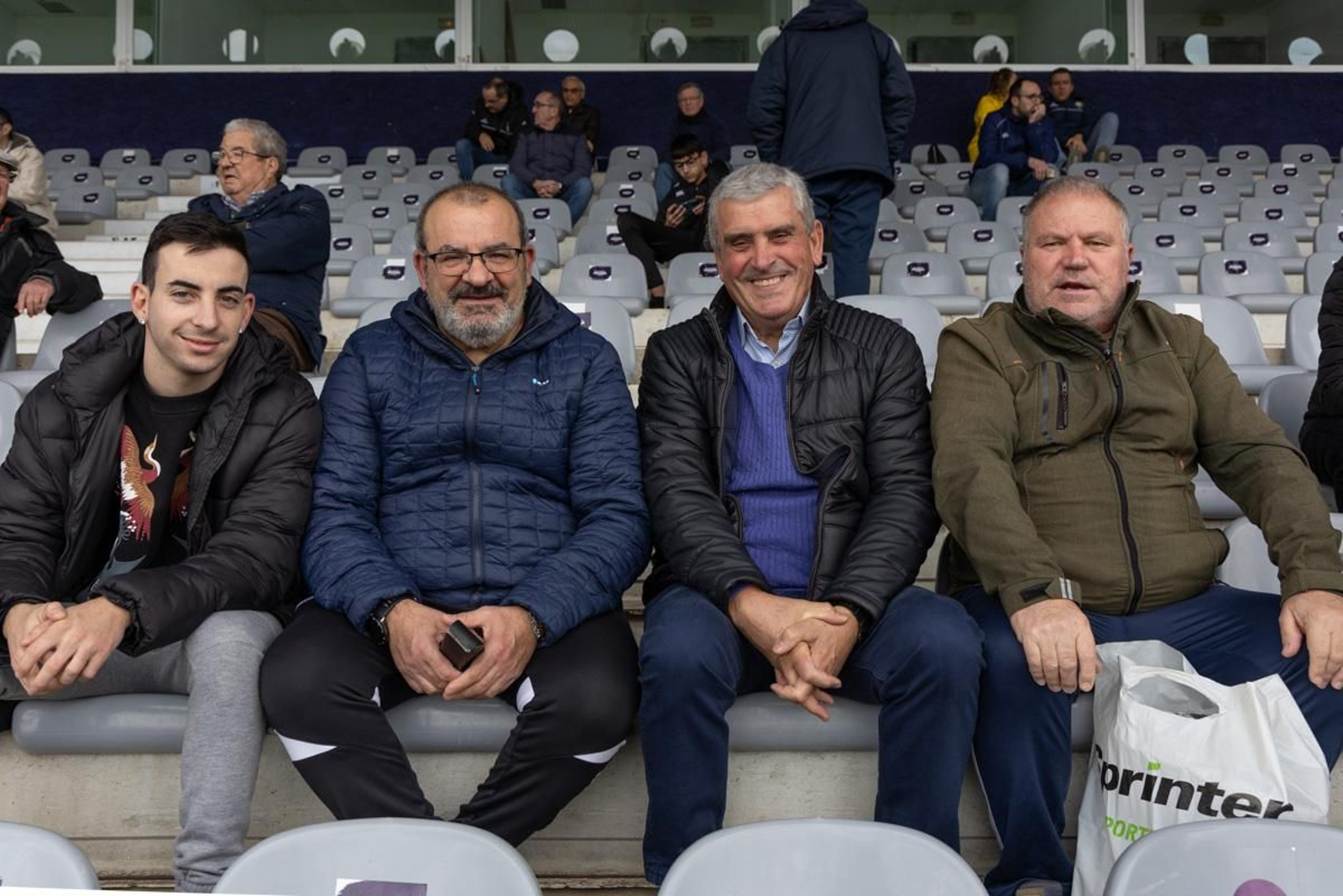 La emoción del triunfo in extremis del Real Jaén ante el Atlético Mancha Real, en imágenes