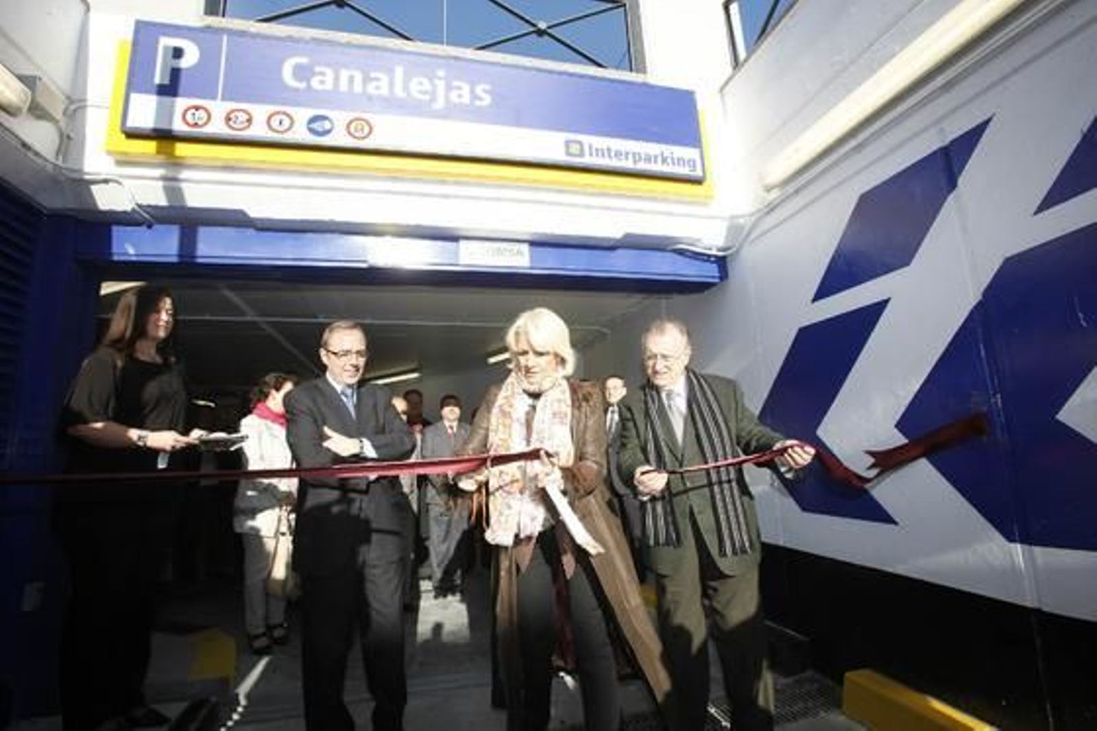 Teófila Martínez inaugura la ampliación del parking de Canalejas. 

Foto: Jesus Marin