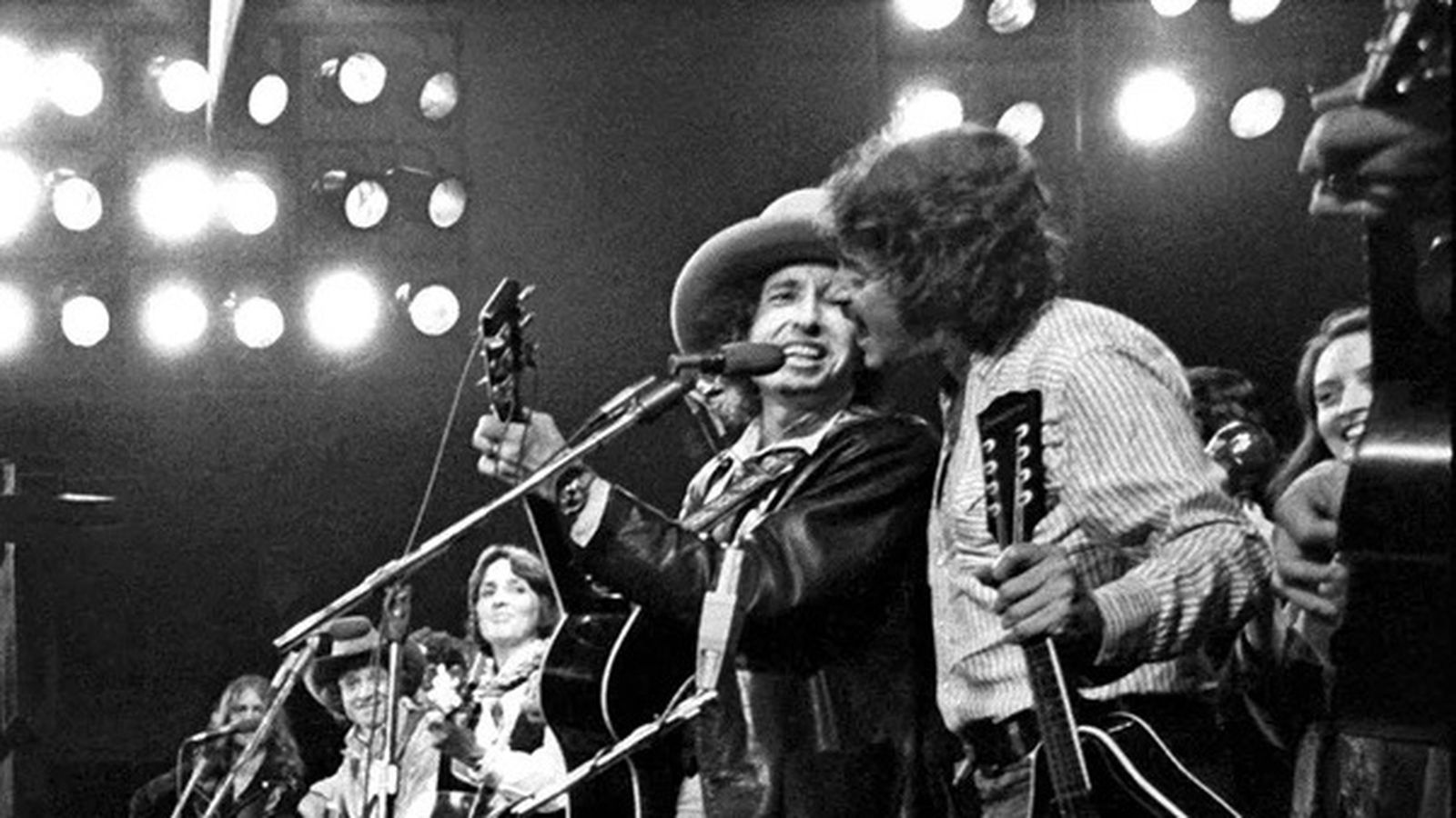 La Rolling Thunder Revue arrancaría en otoño de 1975.