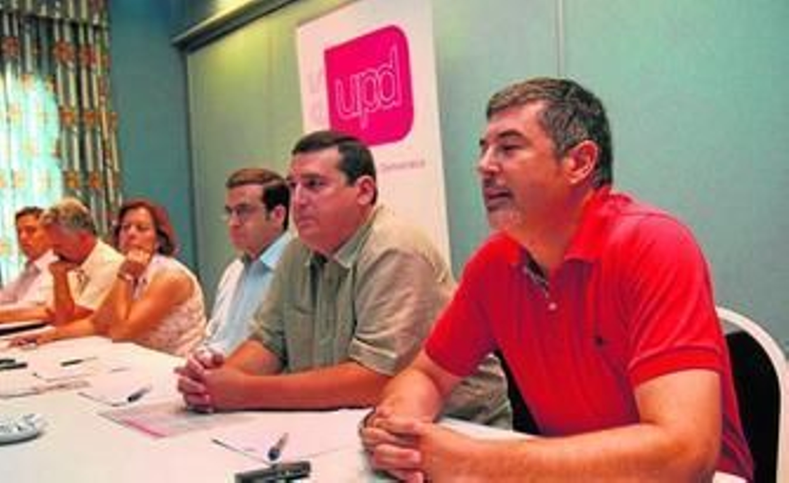 Miembros del partido, durante la presentación celebrada ayer en la ciudad.