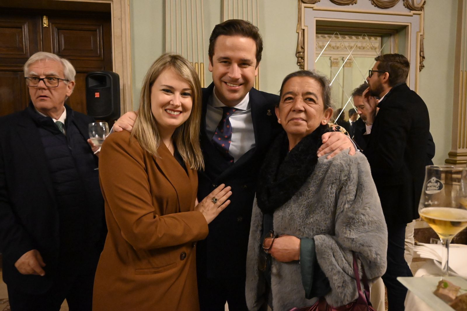 Acto de entrega de recuerdos por la XXX Exaltación a la Saeta de Huelva, en imágenes