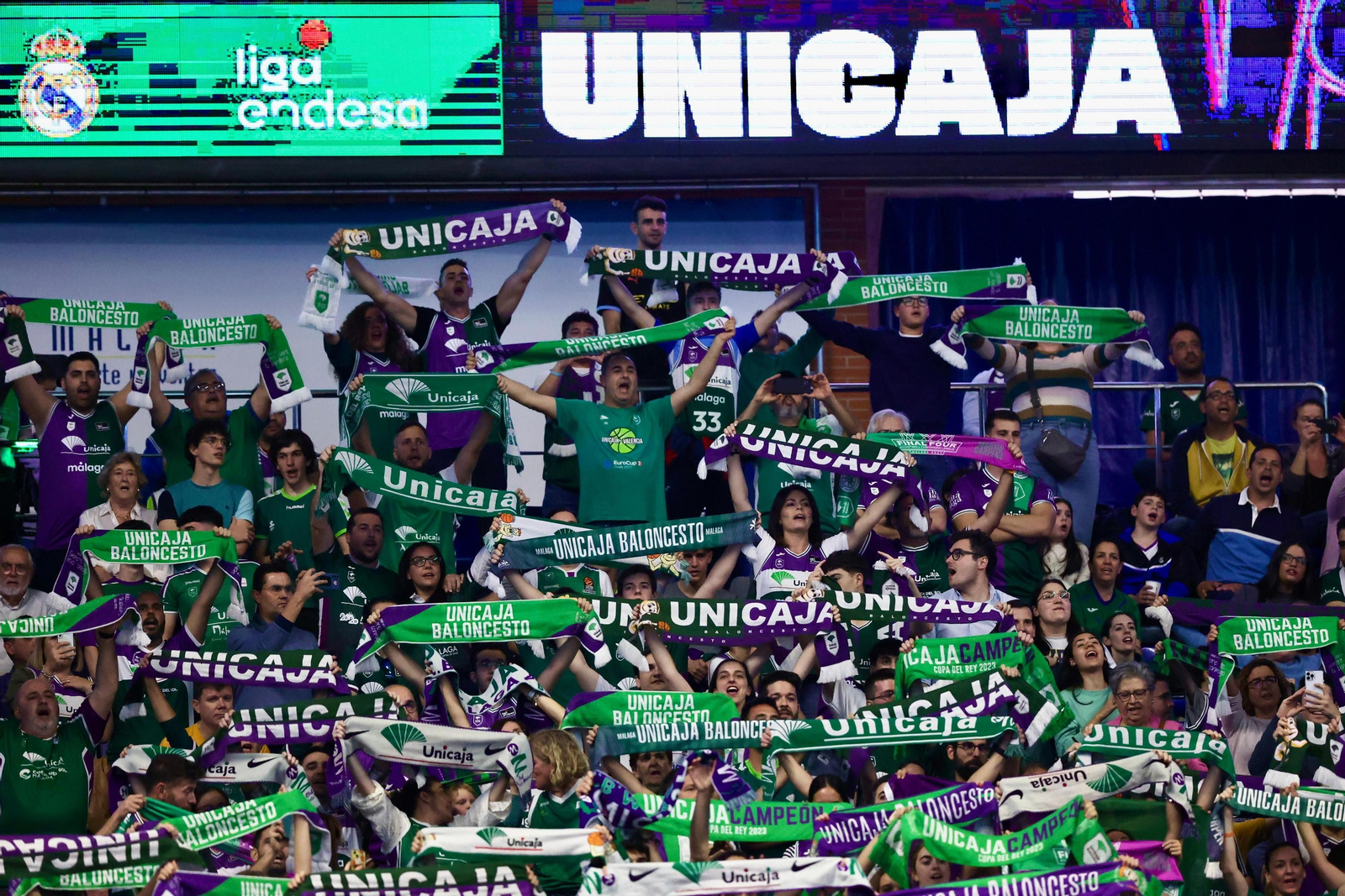 Búscate en las gradas del Carpena en el Unicaja Baloncesto - Real Madrid