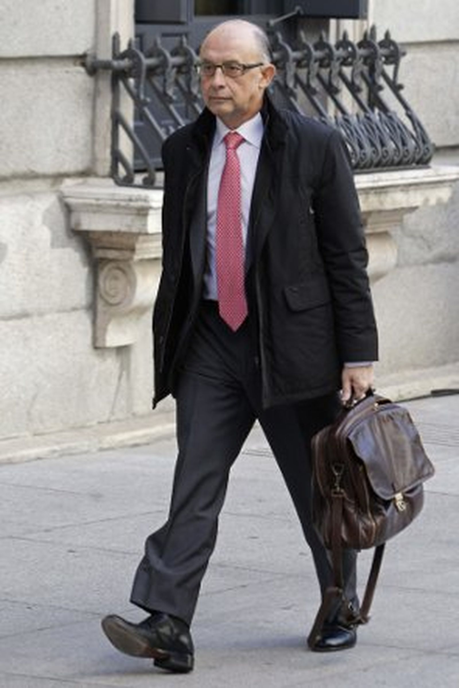 Montoro justifica como "ponderados" los recortes