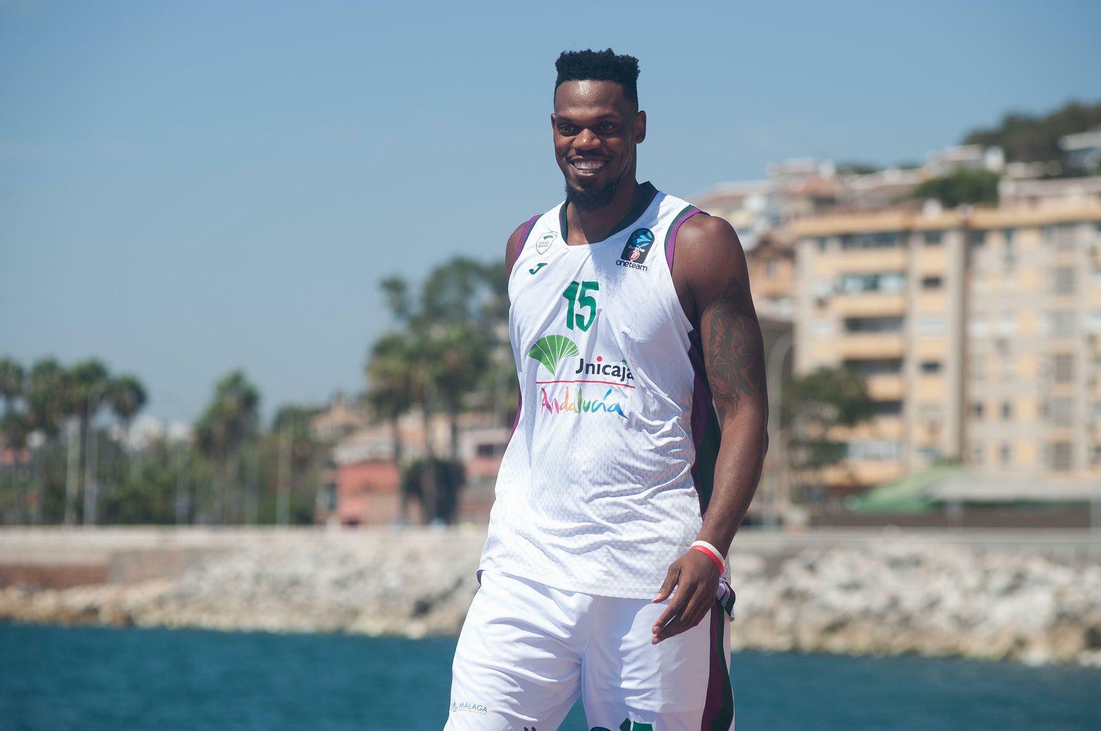 Las camisetas del Unicaja nuevas, en fotos