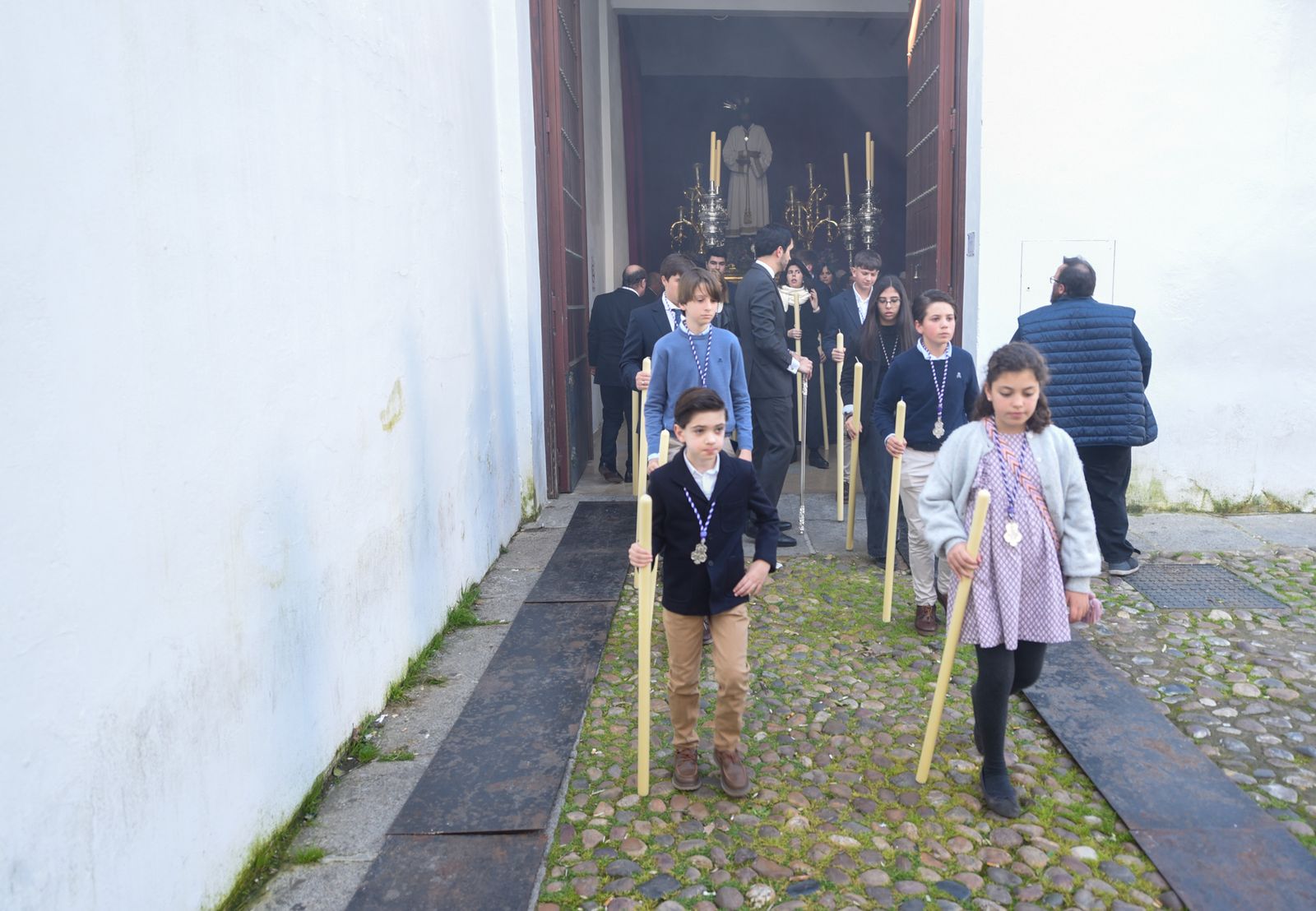 El traslado del Señor de la Sangre a la Catedral para el Vía Crucis de las Cofradías, en imágenes