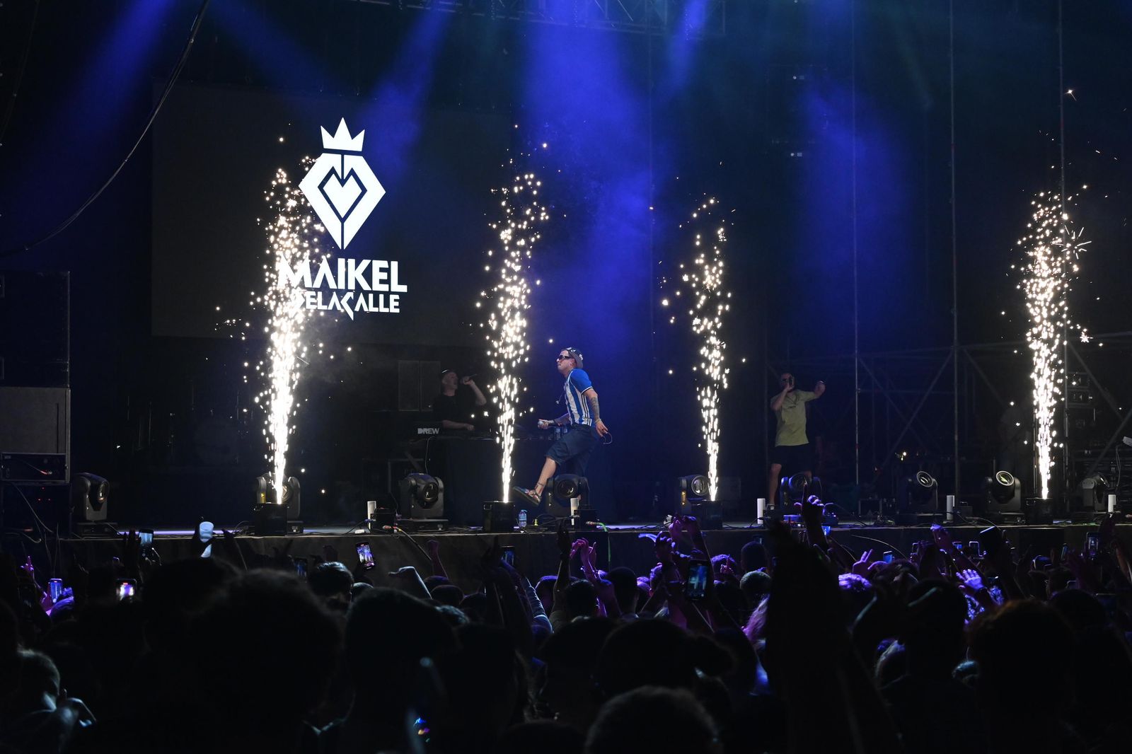 Las imágenes del concierto de Maikel Delacalle en las Fiestas Colombinas de Huelva