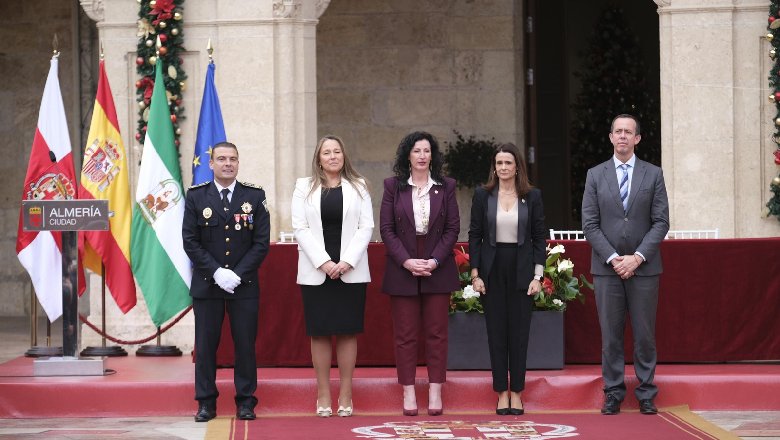 La Policía Local de Almería celebra su patrón San Esteban, en imágenes