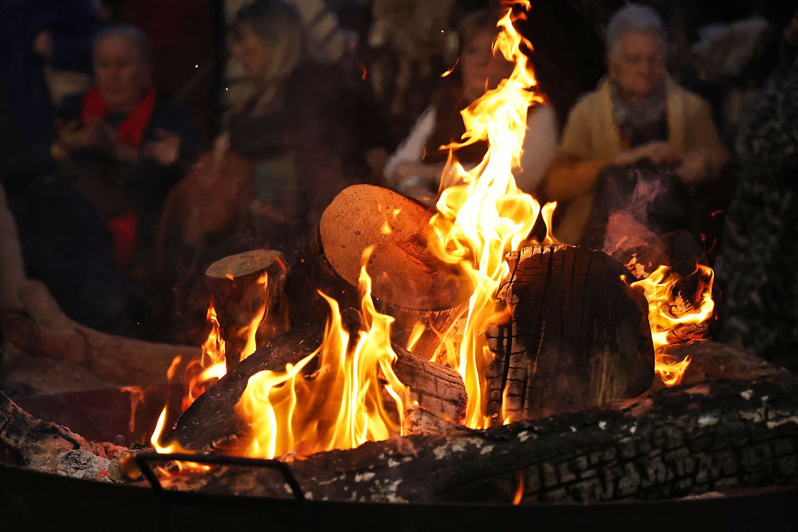 Imágenes de la Zambombaen la Hermandad del Rocío de Huelva