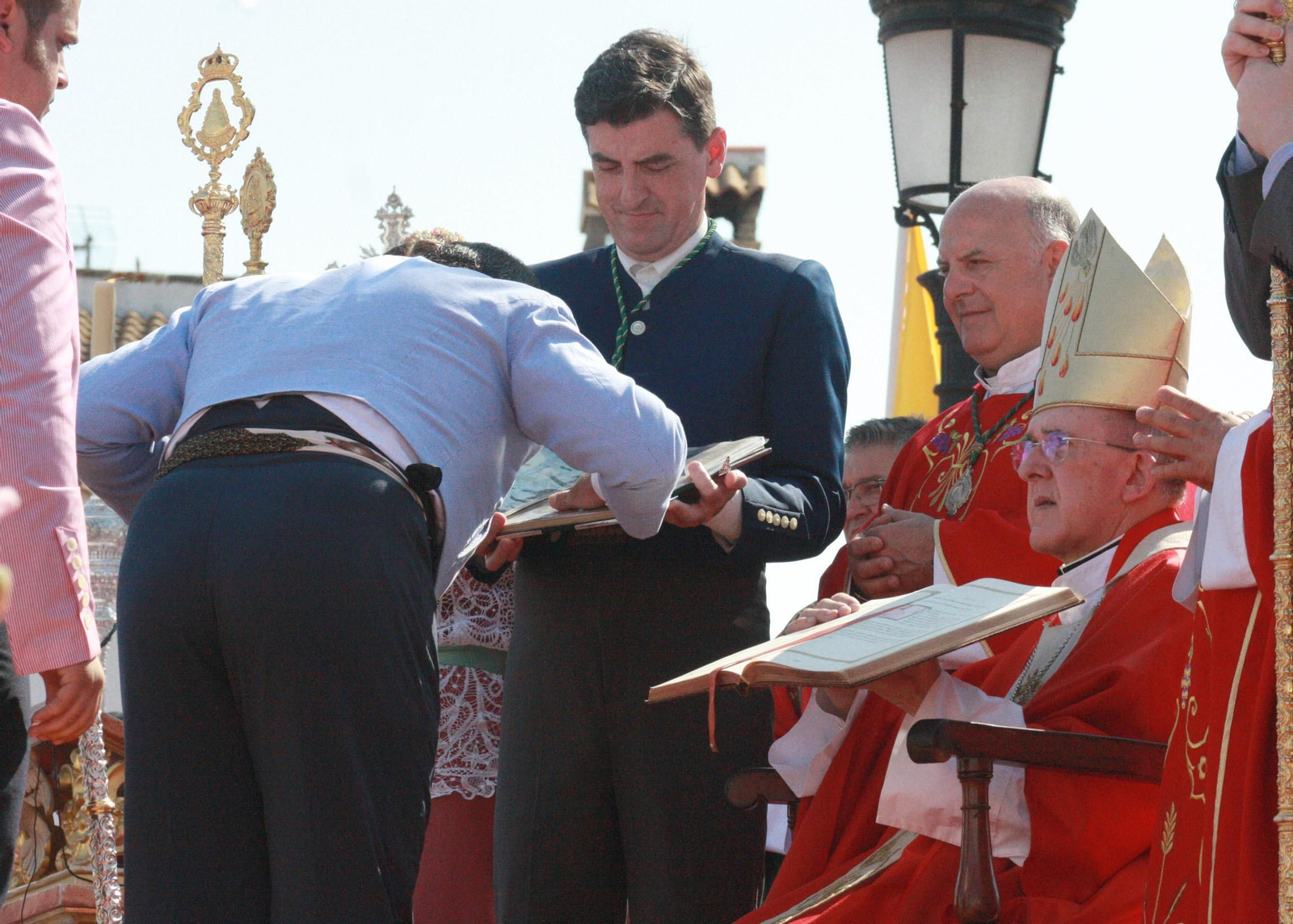 Las imágenes de la Misa de Pentecostés en El Rocío