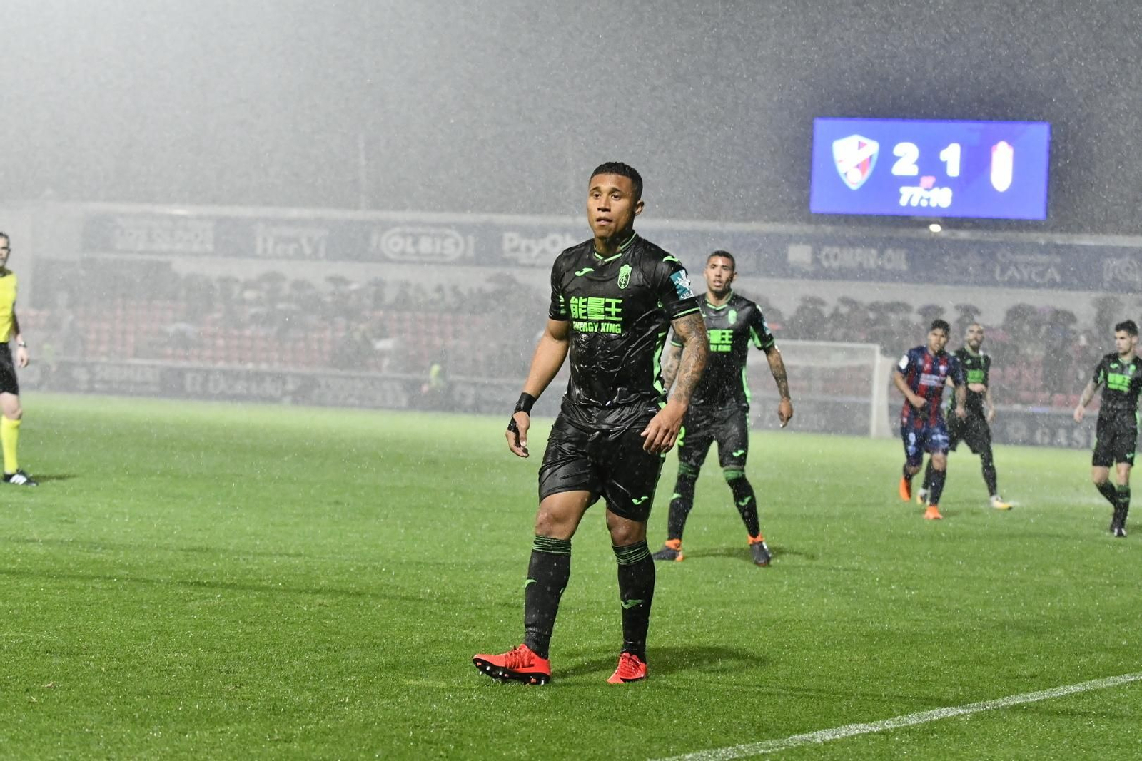 El Huesca-Granada CF, en imágenes