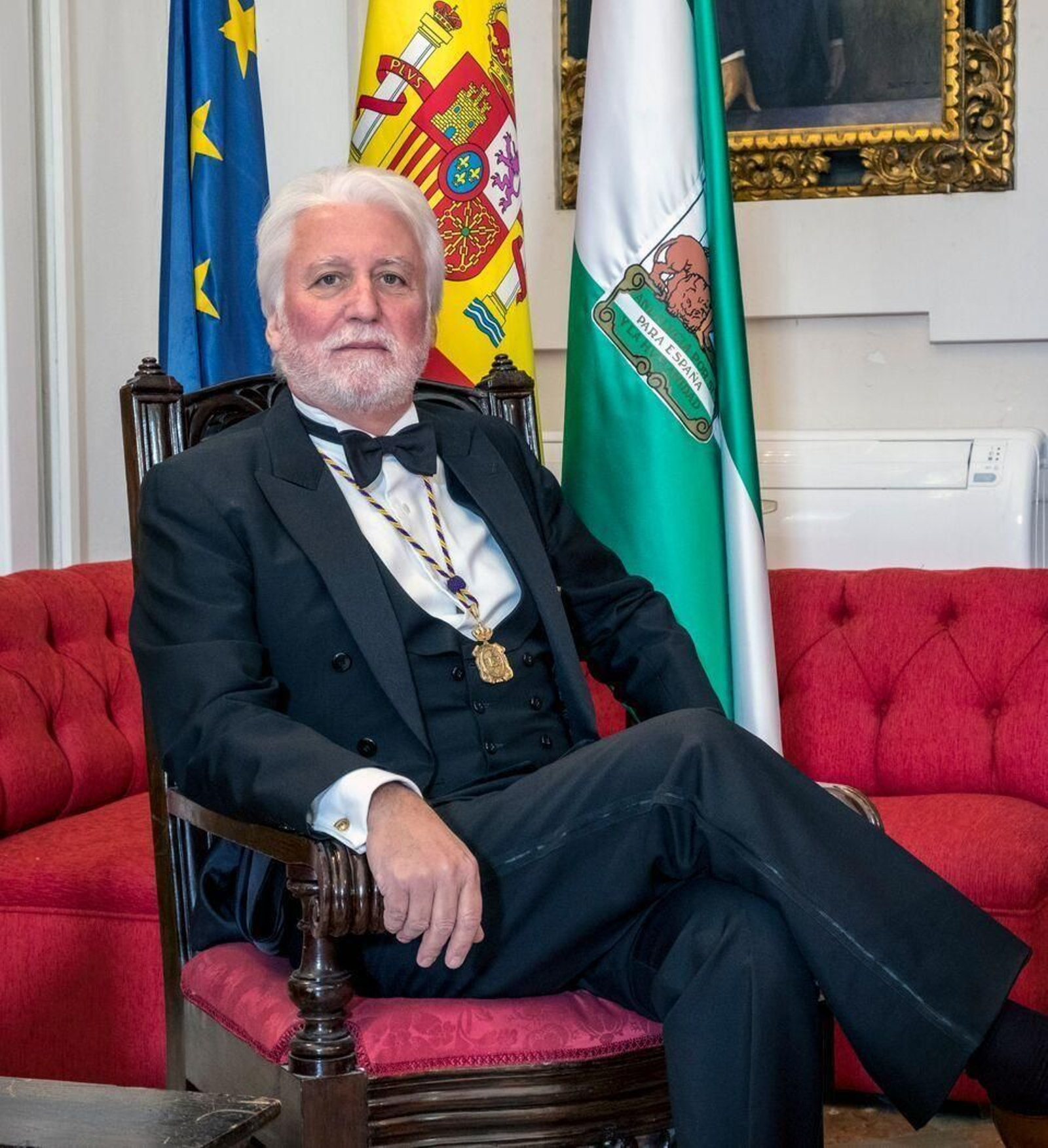 El doctor Jesús Castiñeiras, presidente de la Real Academia de Medicina.