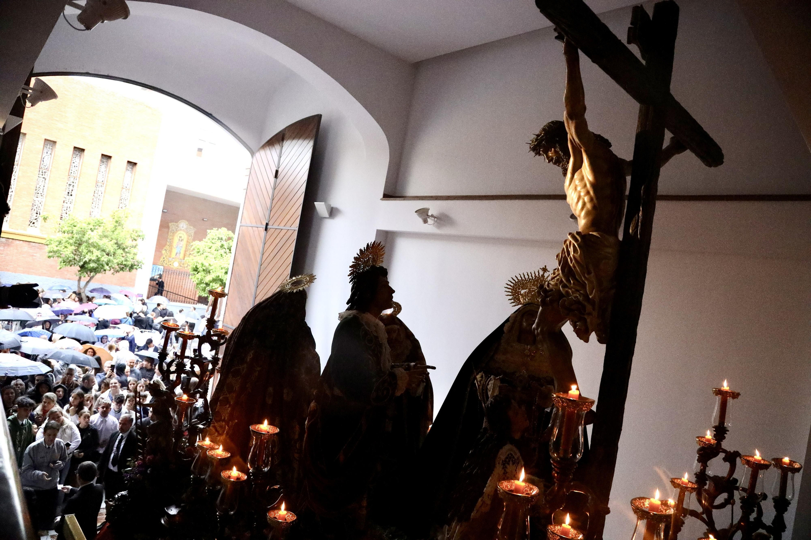 Salesianos en el Miércoles Santo en Málaga, en fotos