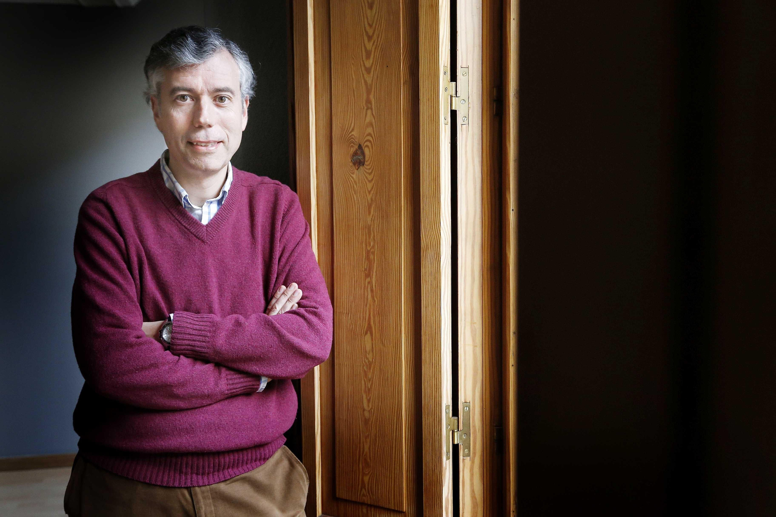 Jesús Salido posa días atrás en el Diario tras la entrevista.