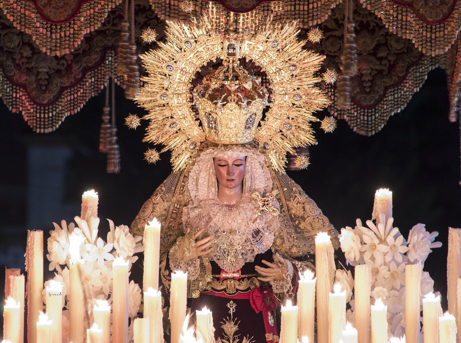 La Soledad en su paso de palio