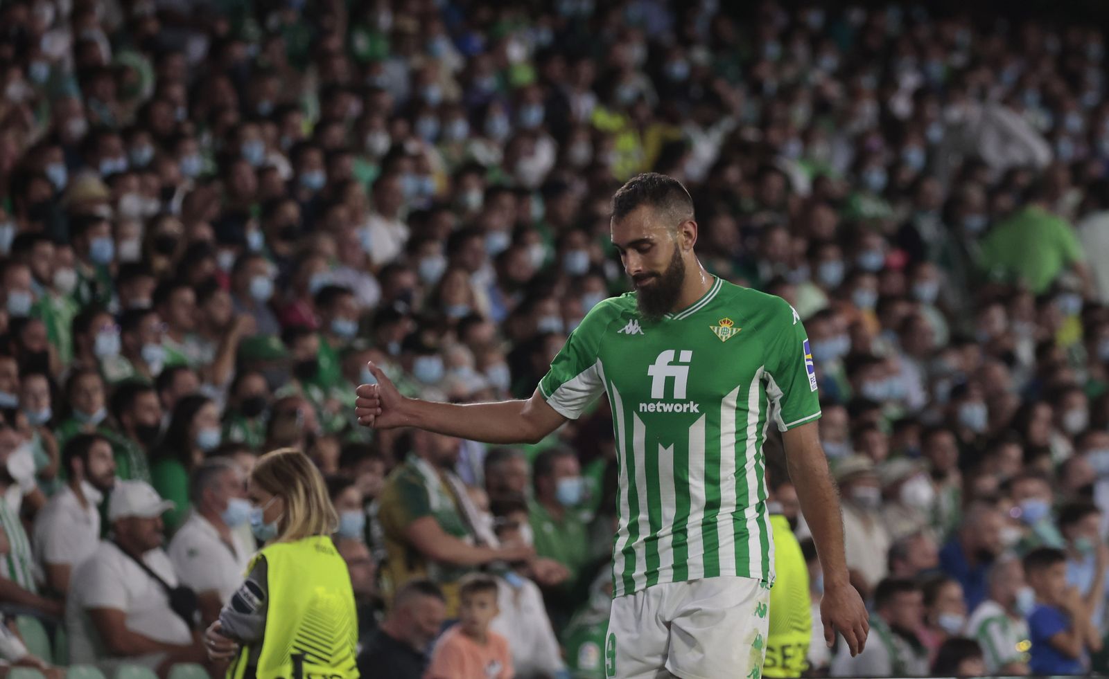 Las imágenes del Betis contra el Bayern Leverkusen