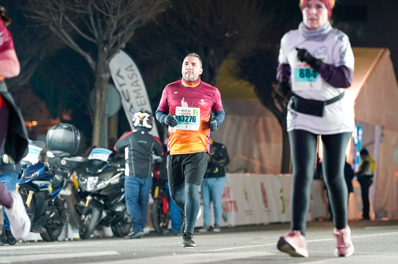 En imágenes: búscate en tu llegada a meta de la Carrera de San Antón 2026 (4)