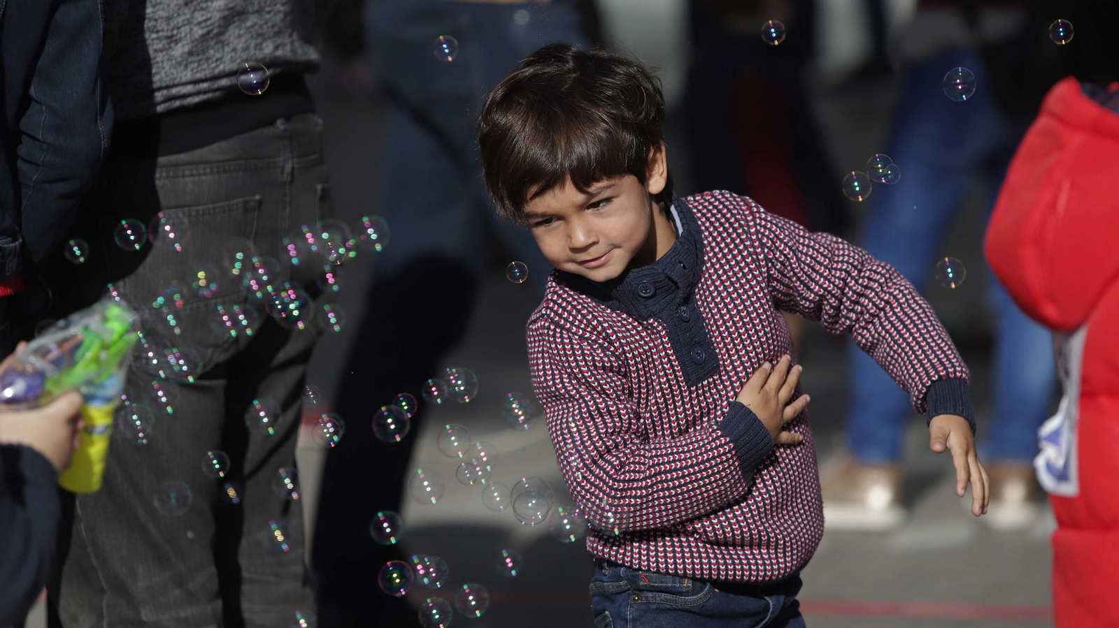 Imágenes del arrastre de latas en Algeciras