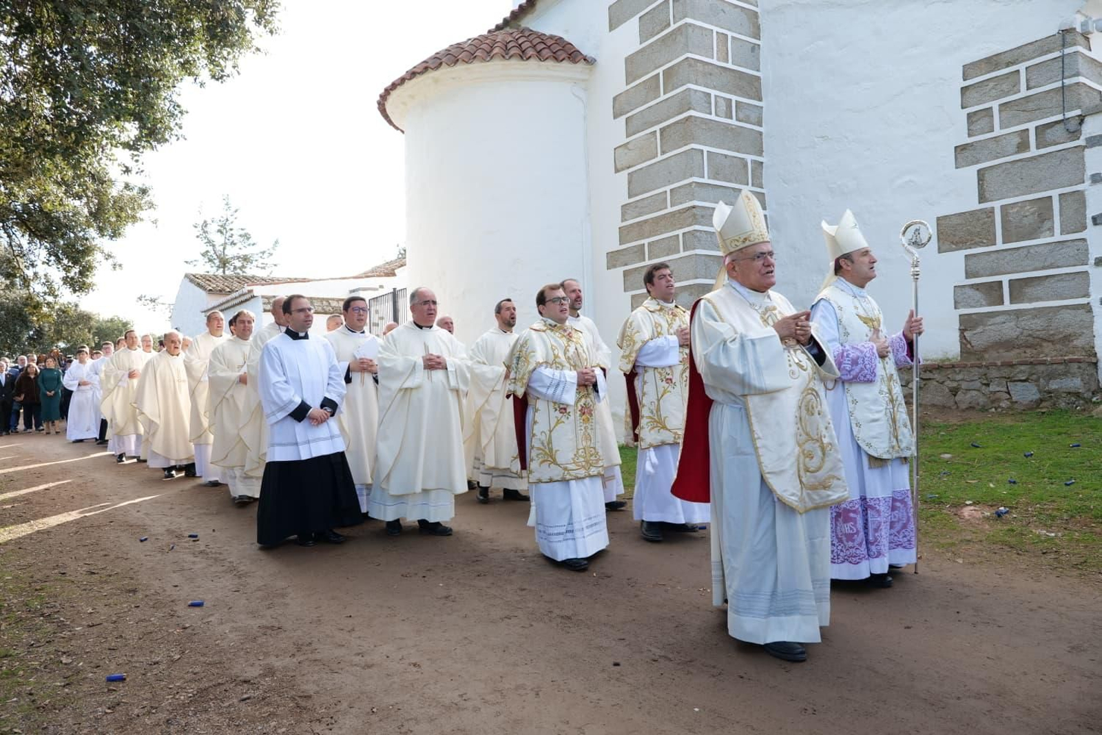 Procesión de la Virgen de Luna tras su coronación canónica