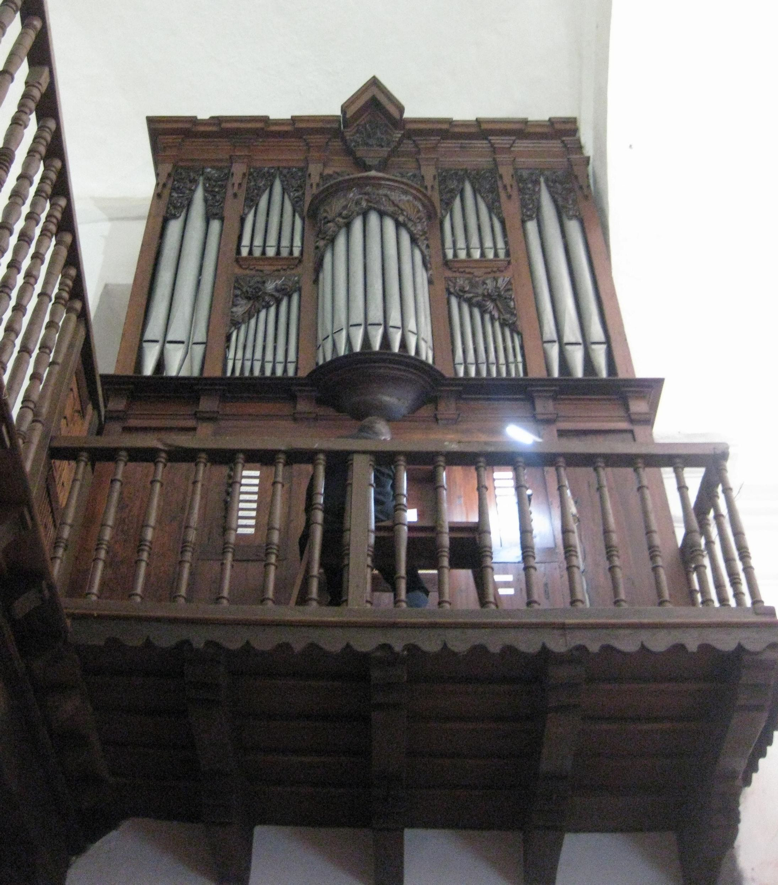 Órgano de Castaño del Robledo. Órgano de Castaño del Robledo.