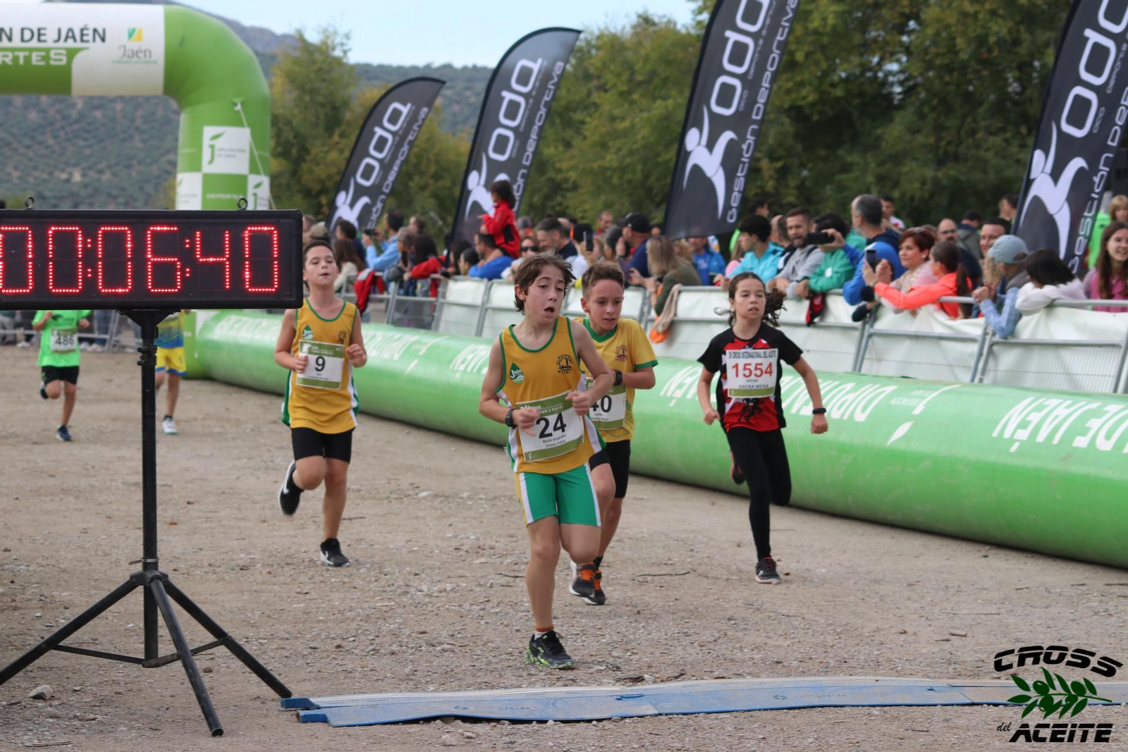 La emoción de la 39 edición de la Cross del Aceite de Torredonjimeno, en imágenes