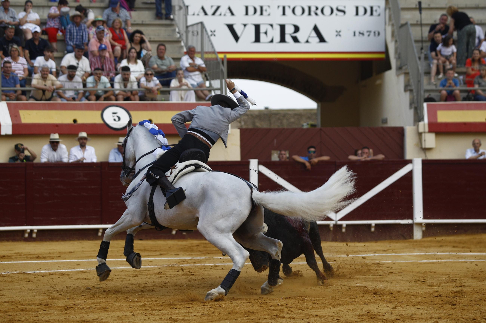 Corrida de toros en Vera, en imágenes