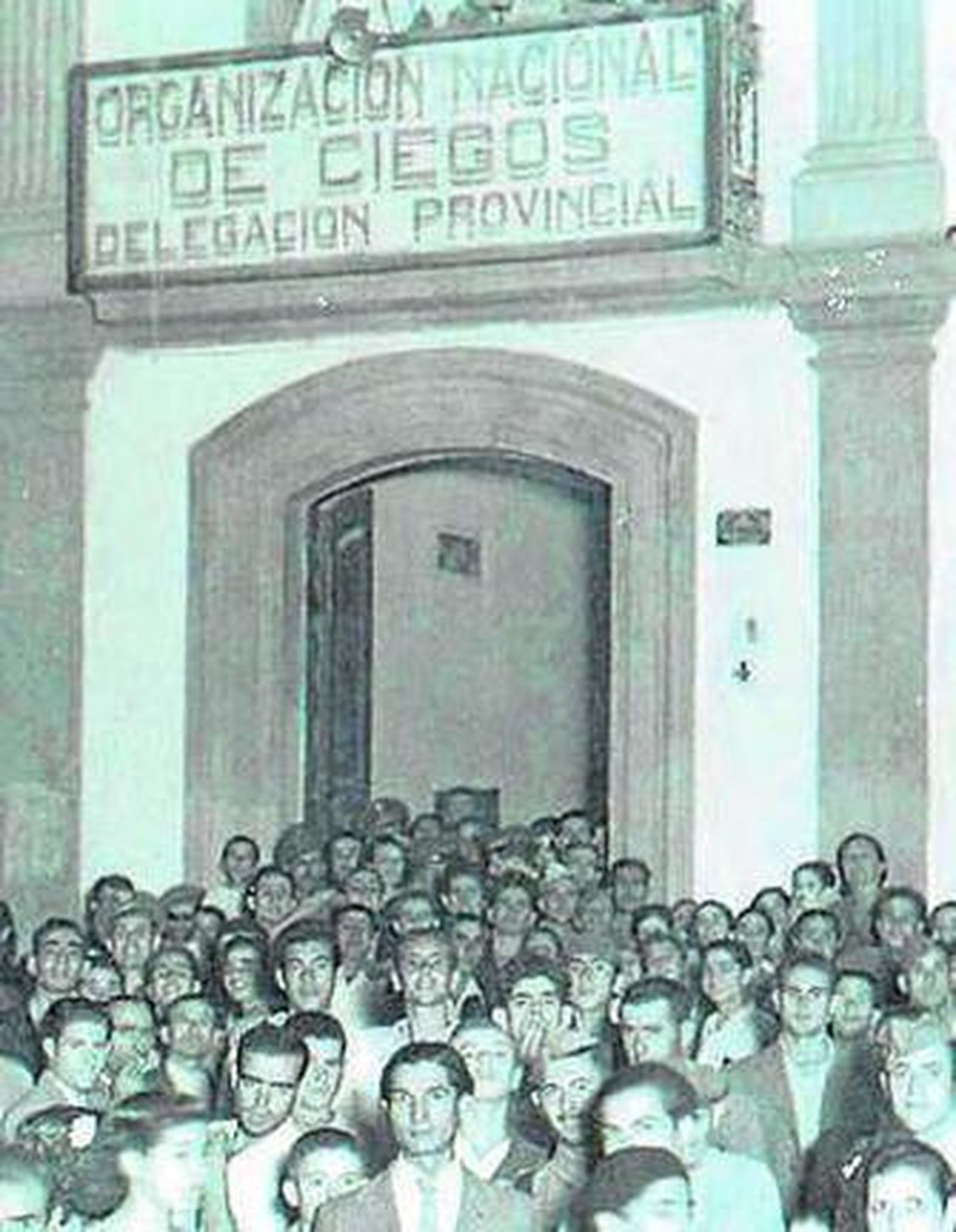Sorteos del cupón de la Once en sus antiguas sedes de la plaza Marín y rambla Obispo Orberá