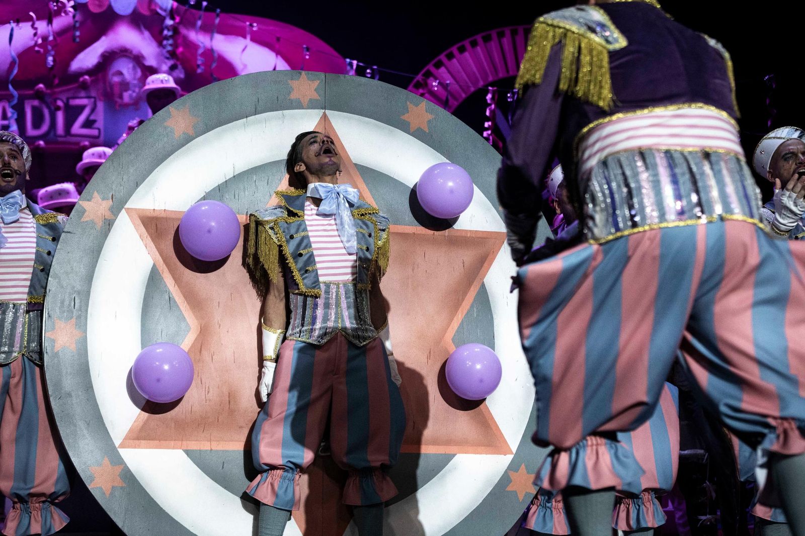 Búscate entre las mejores imágenes de la décima sesión de preliminares del COAC 2025