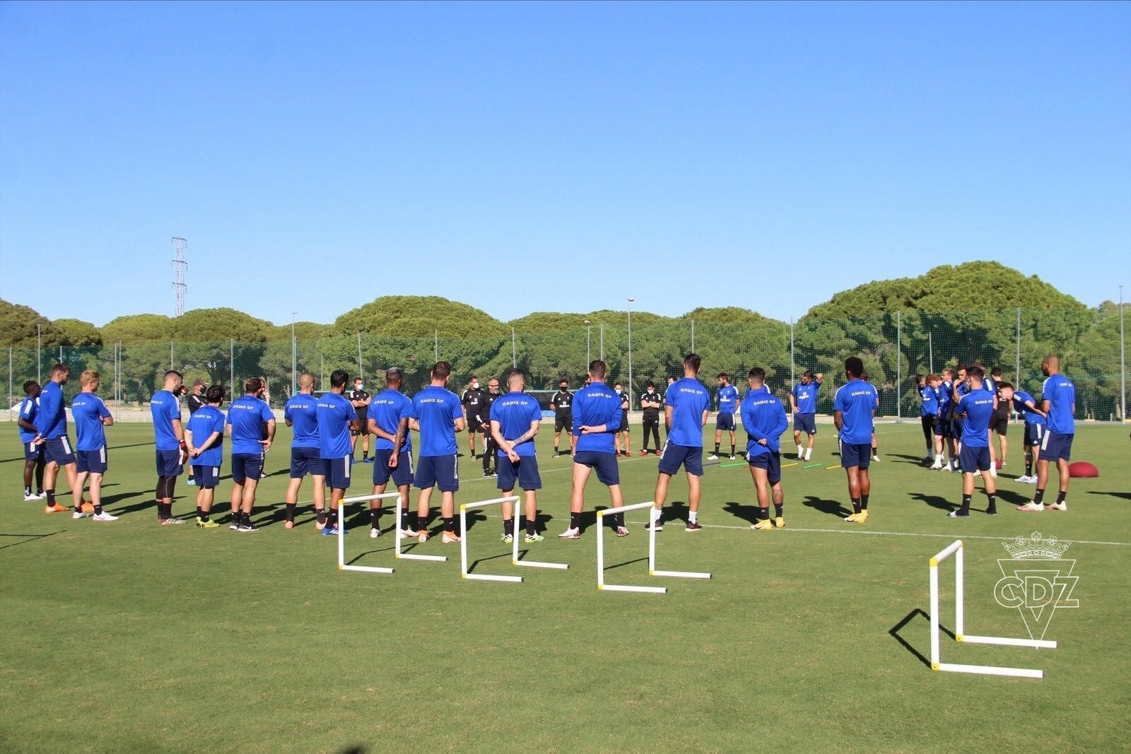 Los jugadores, antes del comienzo de una sesión preparatoria.