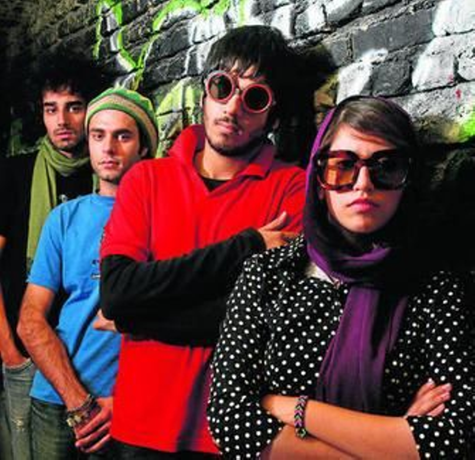 Los protagonistas de 'Nadie sabe nada de gatos persas', de B. Ghobadi.