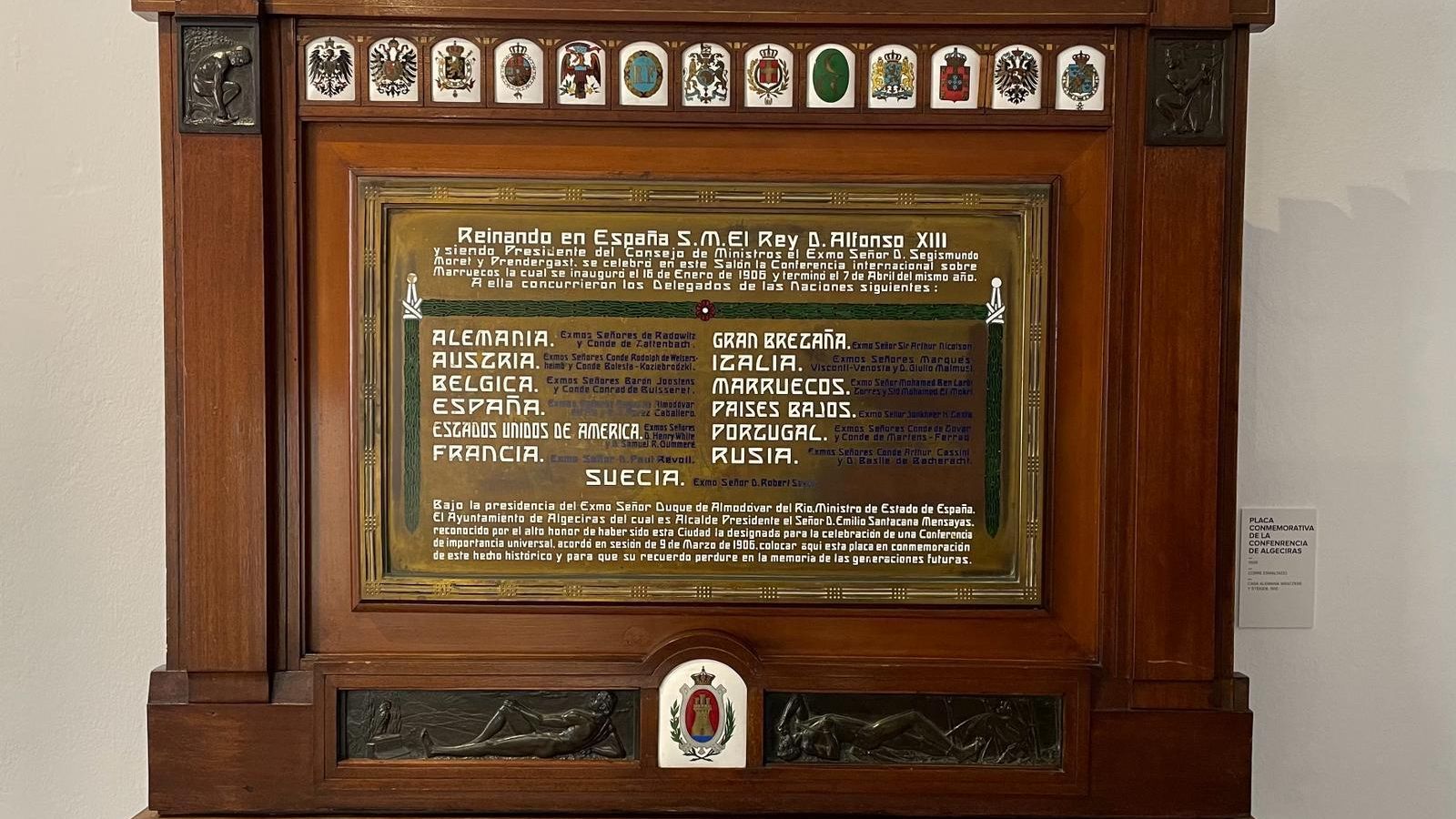 Placa Conferencia Algeciras 1906.