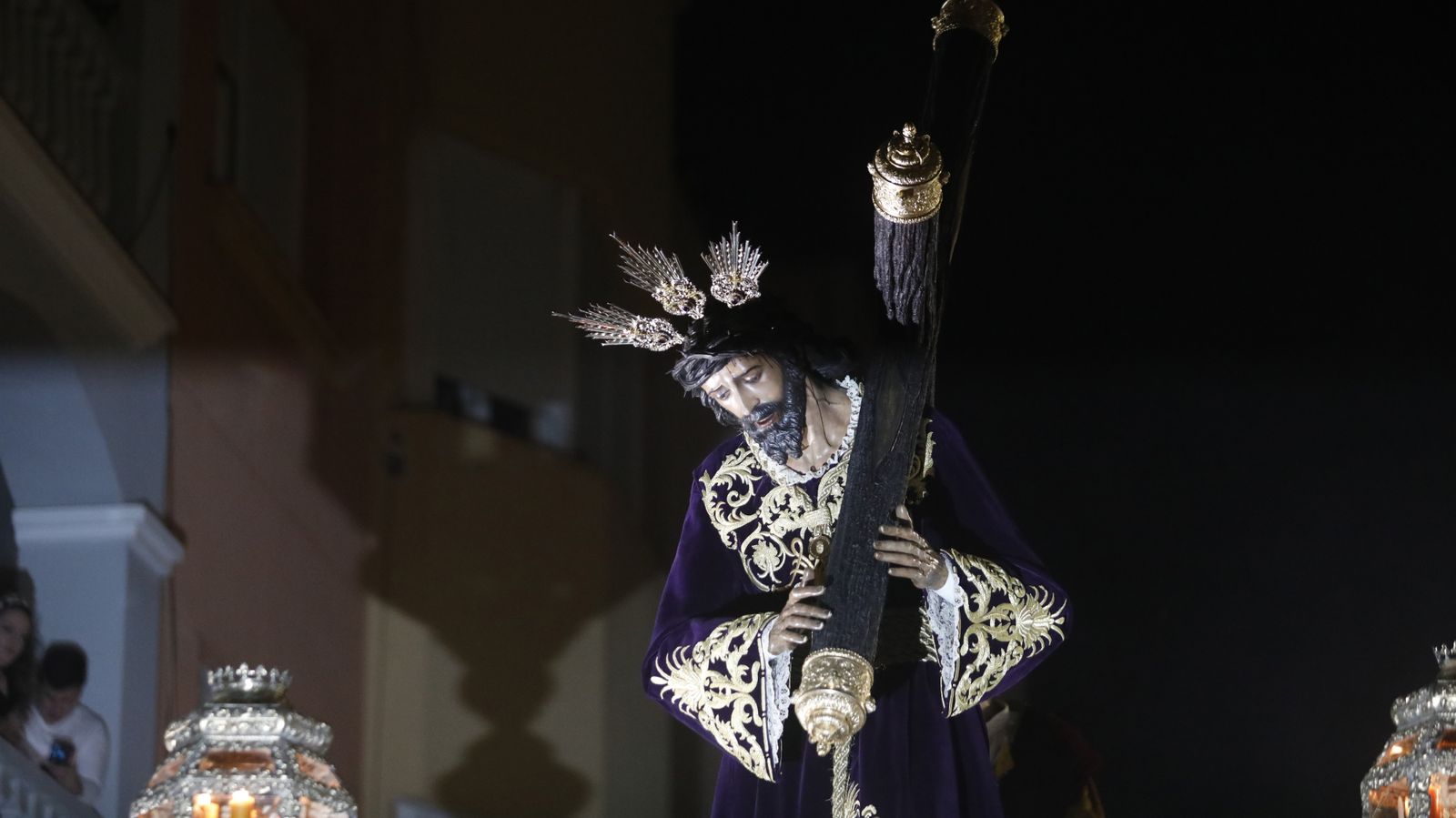 Fotos del Jueves Santo en La Línea: Perdón y la Salud, Gran Poder y Angustias