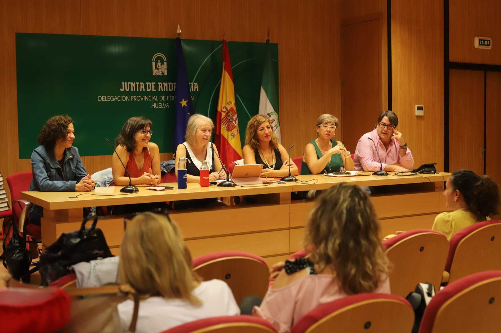 Miembros de la Junta de Personal Docente de Huelva, en el salón de actos de la Delegación de Desarrollo Educativo.