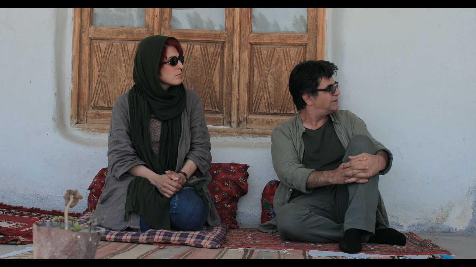 Behnaz Jafari y Jafar Panahi en una imagen del filme.