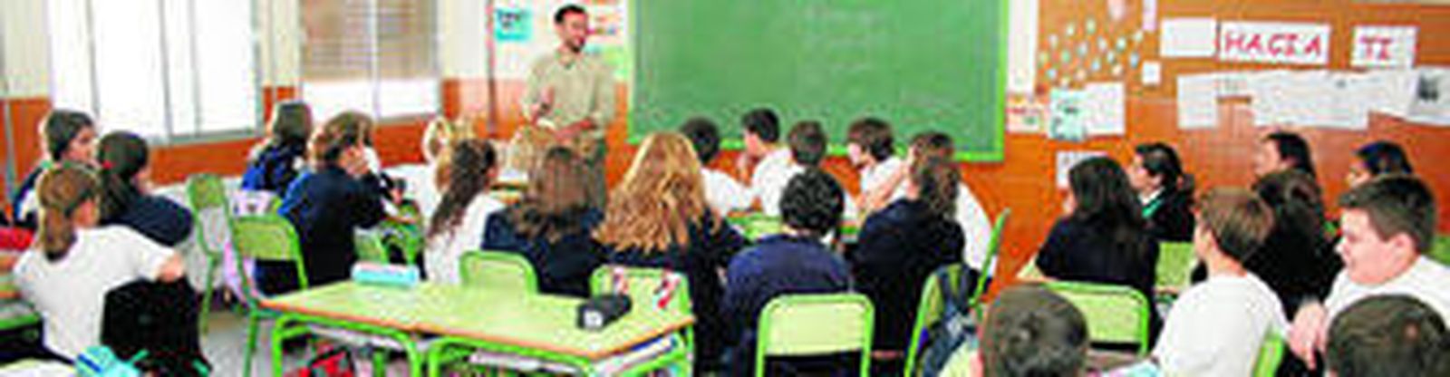 Los alumnos de los institutos suelen recibir en clase charlas de orientación laboral.