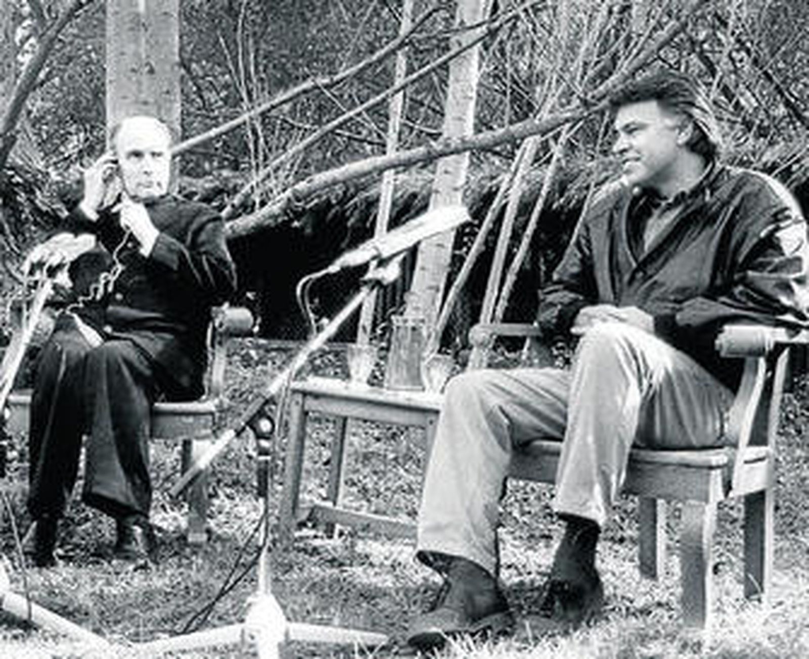 González y Francois Miterrand en Doñana en marzo de 1988.