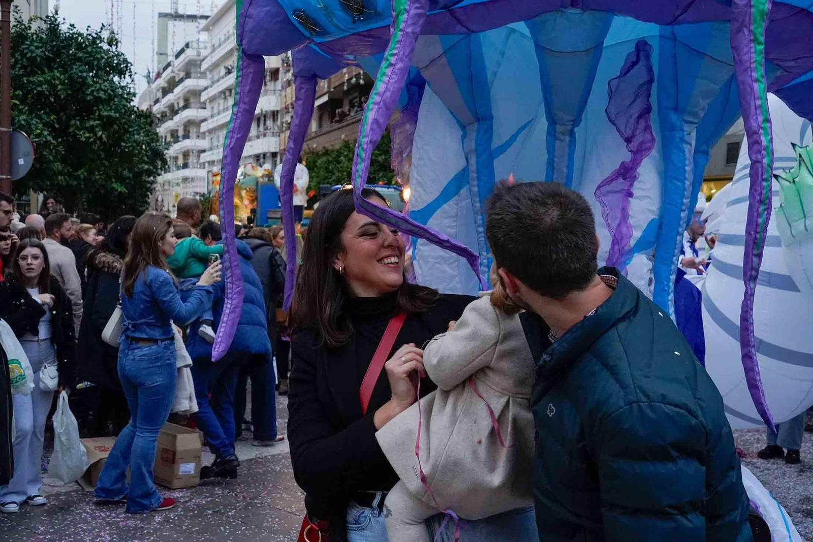 Imágenes de la Cabalgata de los Reyes Magos en Huelva