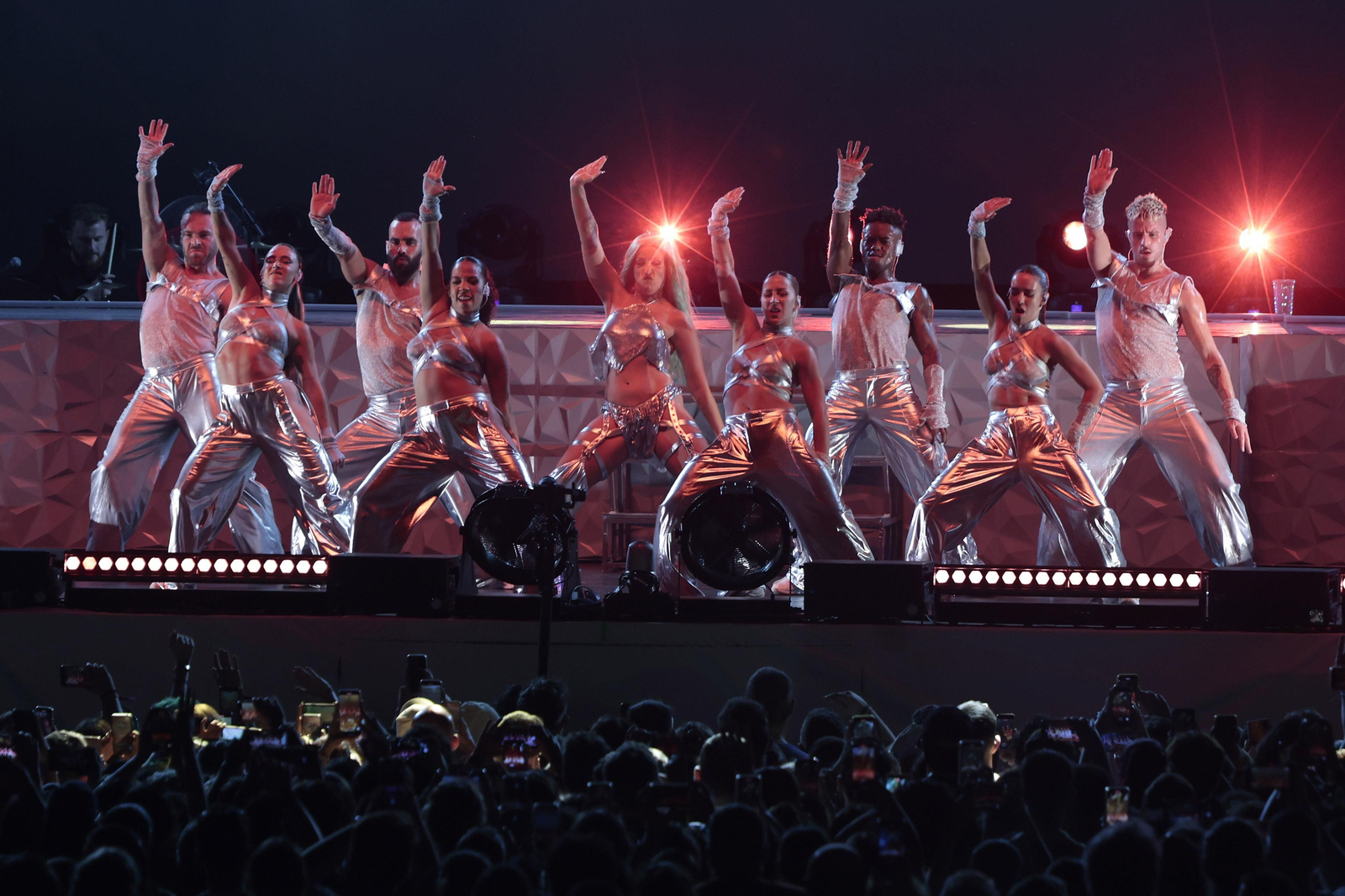 Las Imágenes dl concierto de Lola Índigo en ICÓNICA