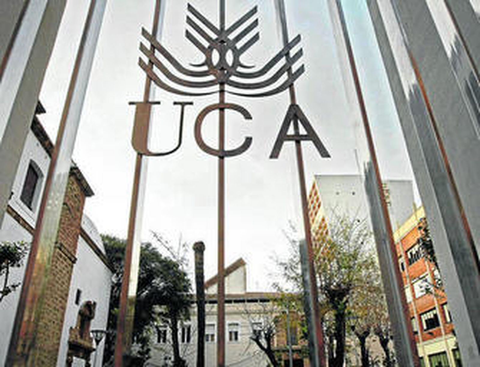 Edificios de la Universidad de Cádiz situados en el Centi.