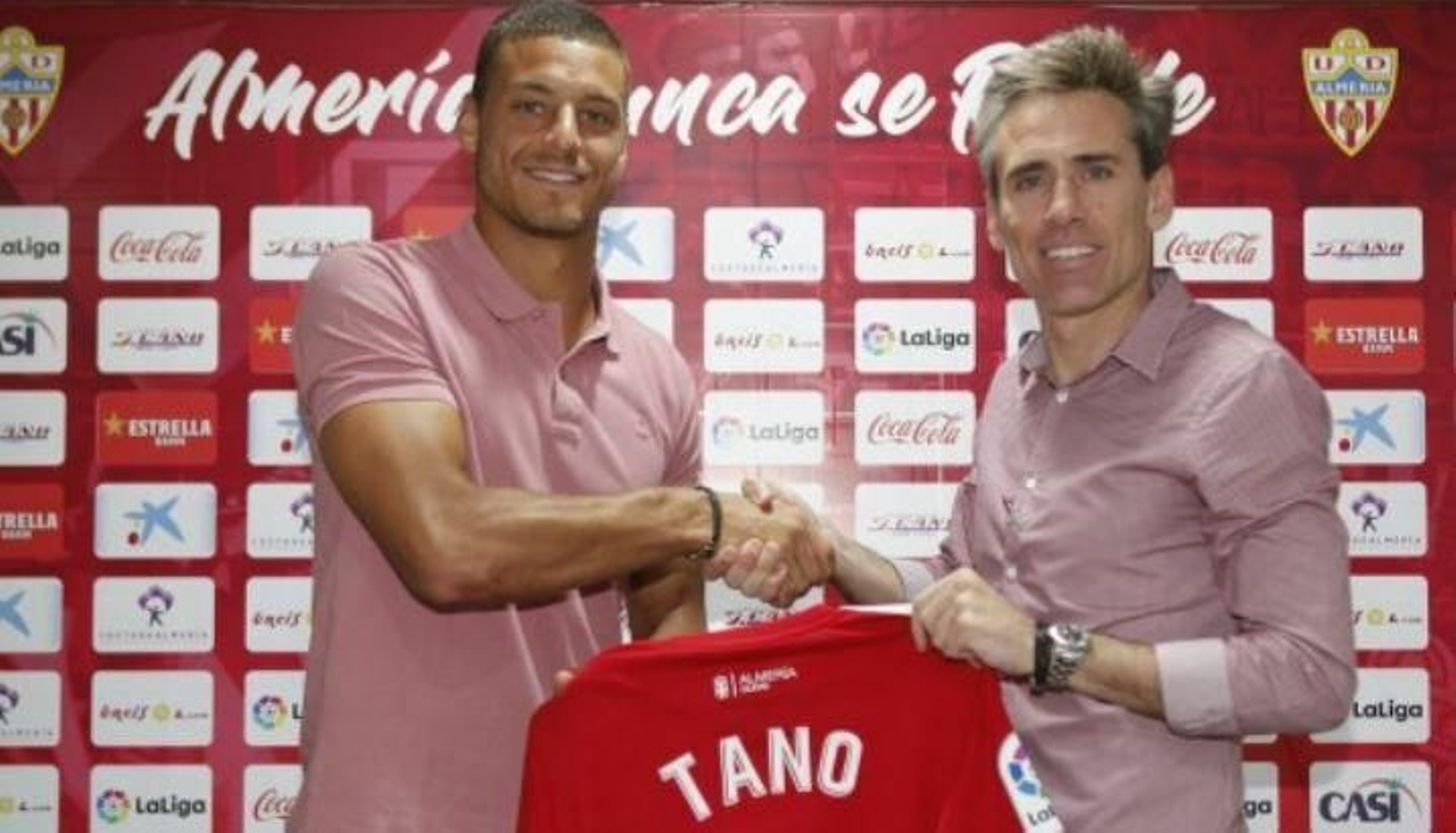 Tano, en su presentación.