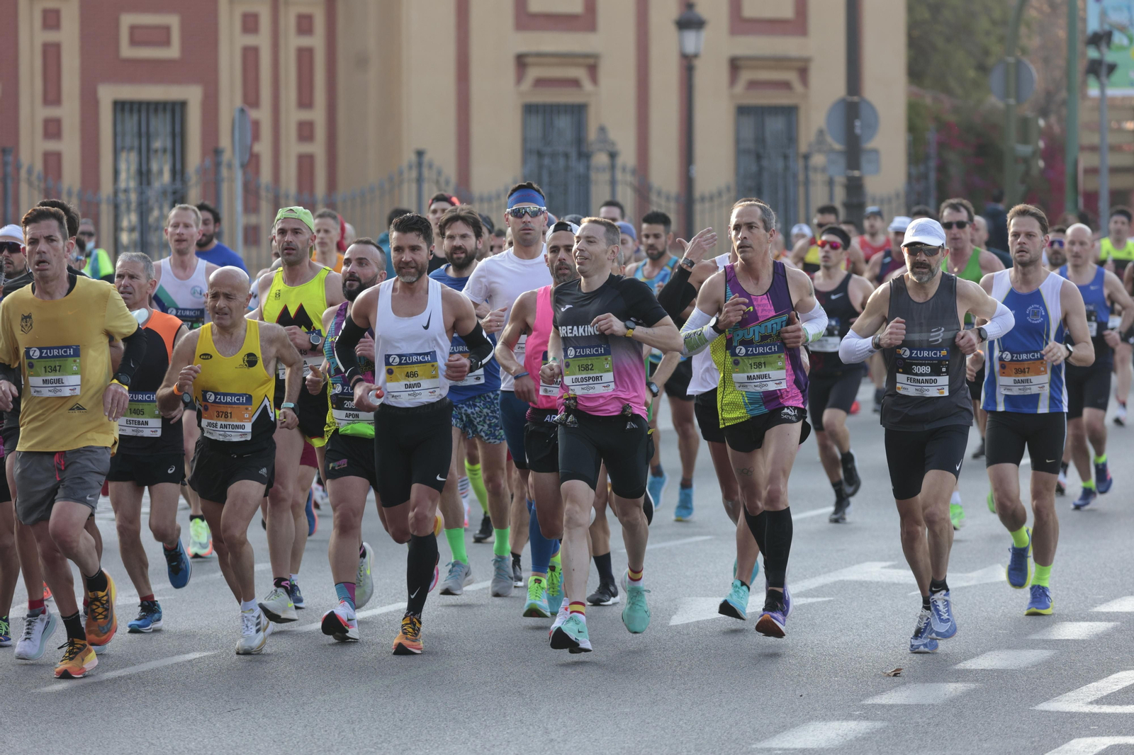 Las imágenes de la Maratón de Sevilla 2022 (8)