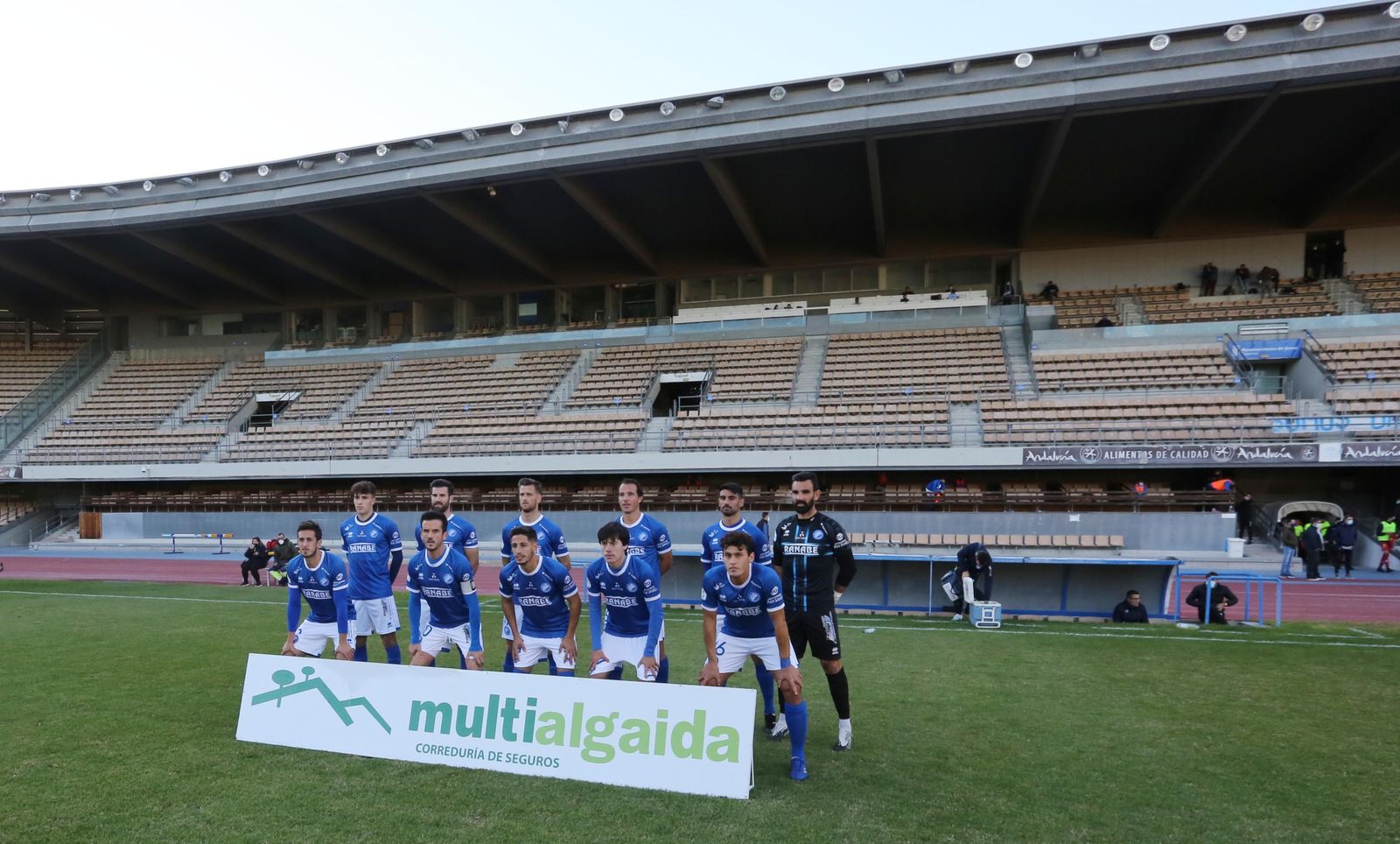 Imágenes de la derrota del Xerez DFC contra el Antoniano en Chapín
