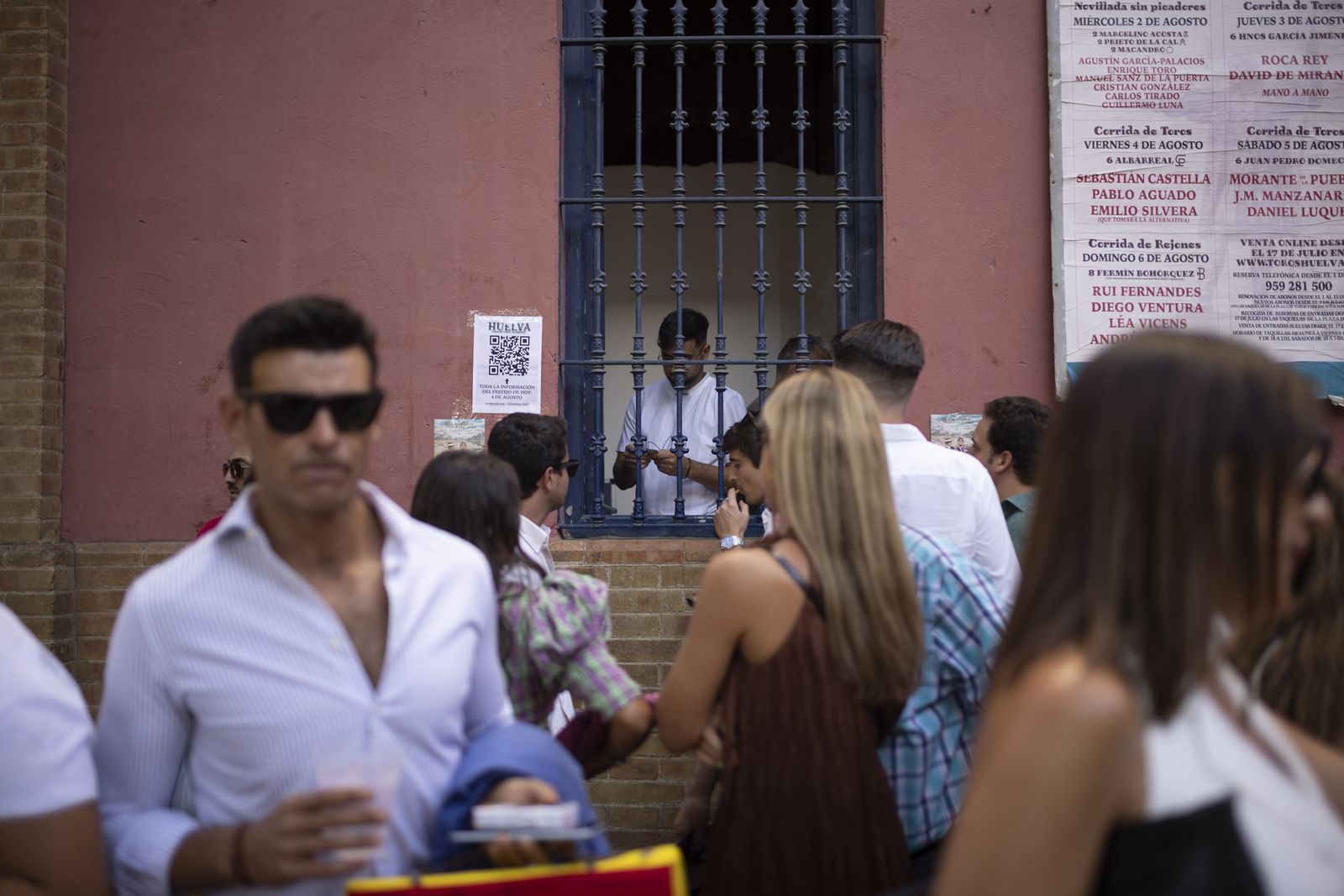 Colombinas 2023: Imágenes del ambiente en la Plaza de Toros en el festejo del viernes