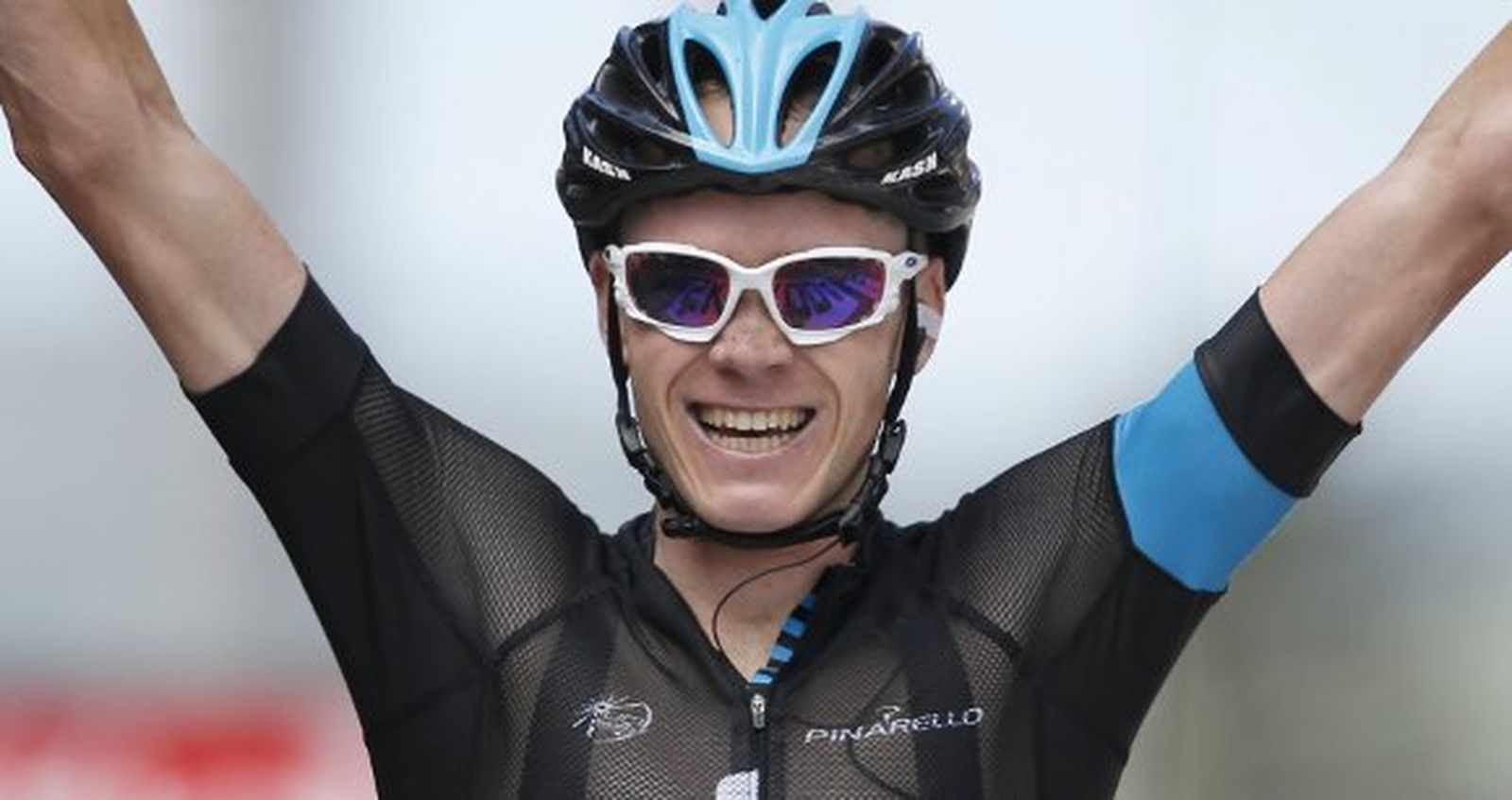 Froome da un golpe de autoridad y se coloca el 'maillot' amarillo