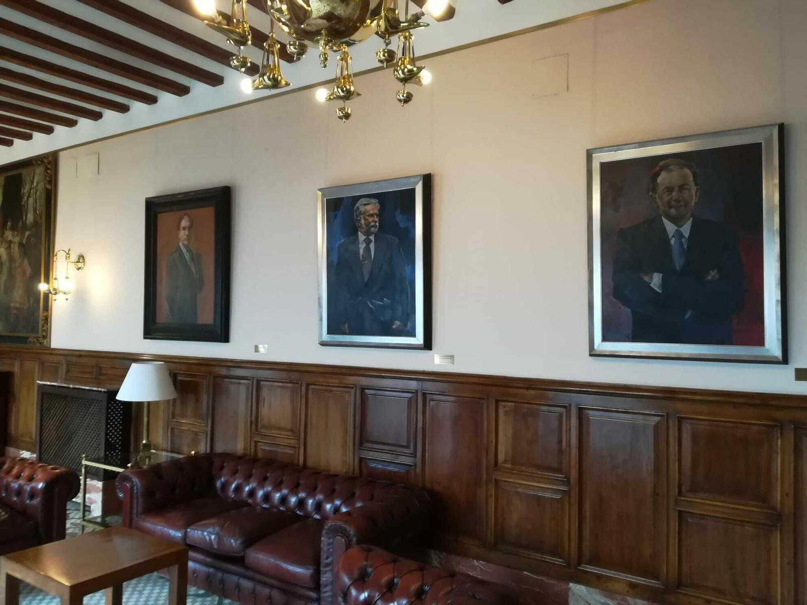 Galería de alcaldes de Granada incompleta: ¿y los cuadros de Torres Hurtado y de Cuenca?